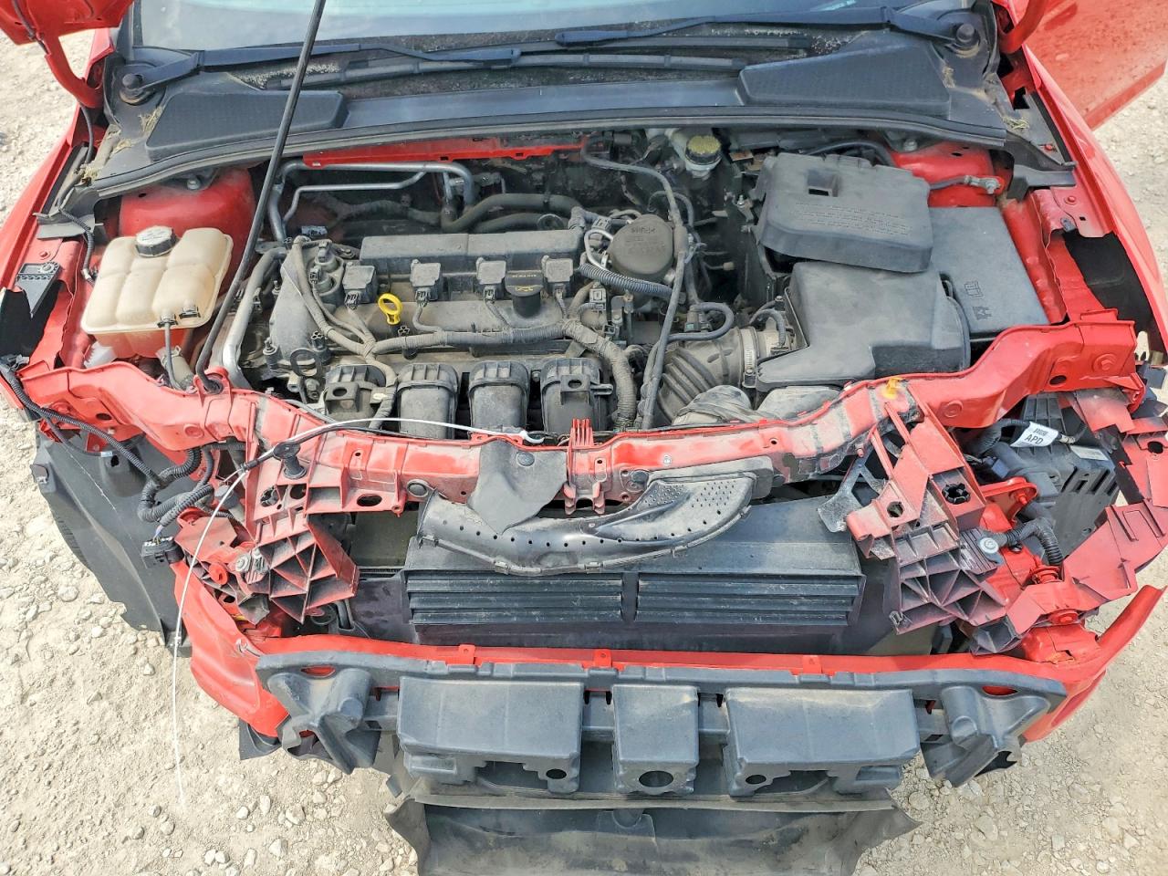 2012 Ford Focus Se Red vin: 1FAHP3F28CL278775