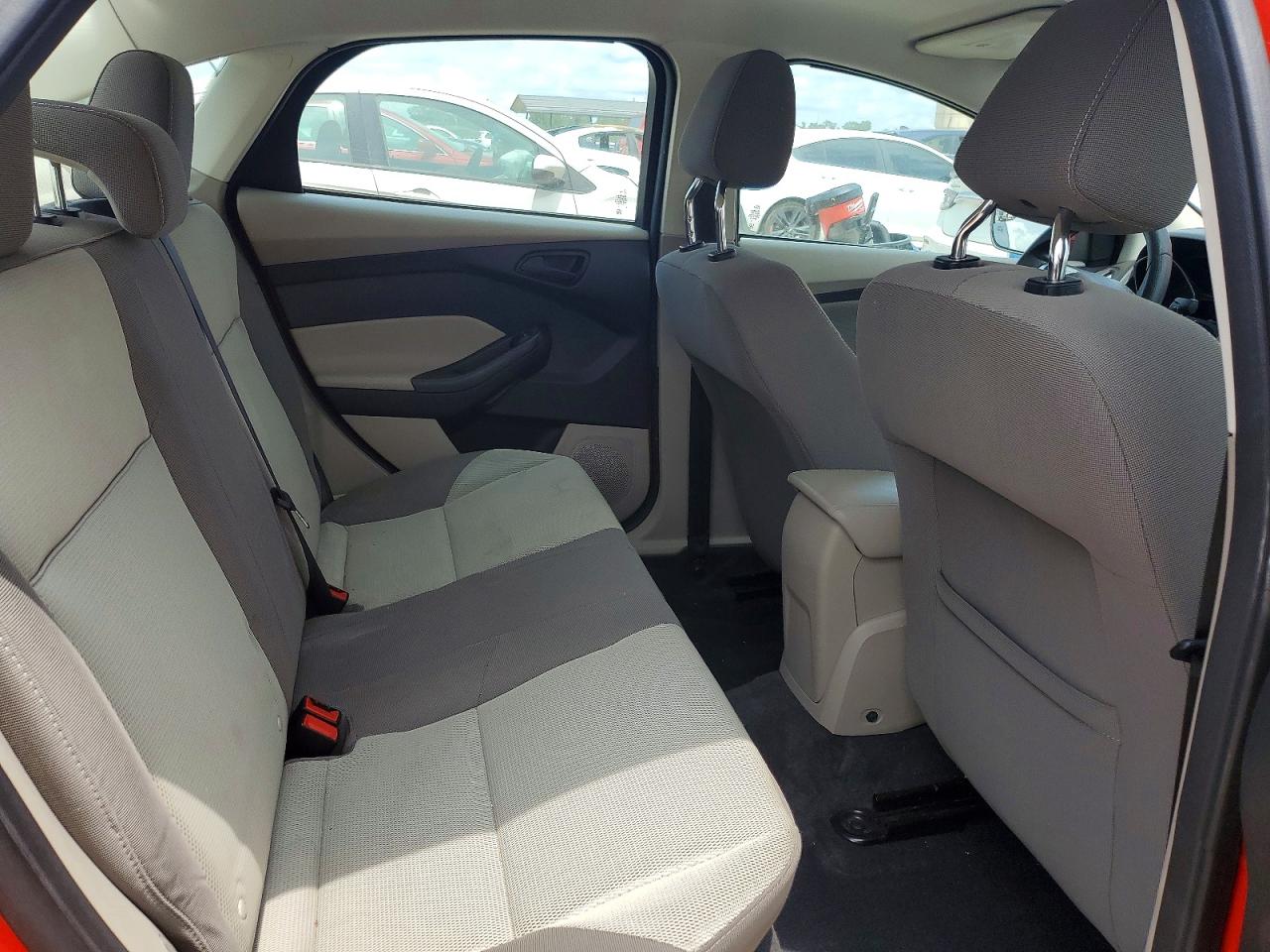 2012 Ford Focus Se Red vin: 1FAHP3F28CL278775
