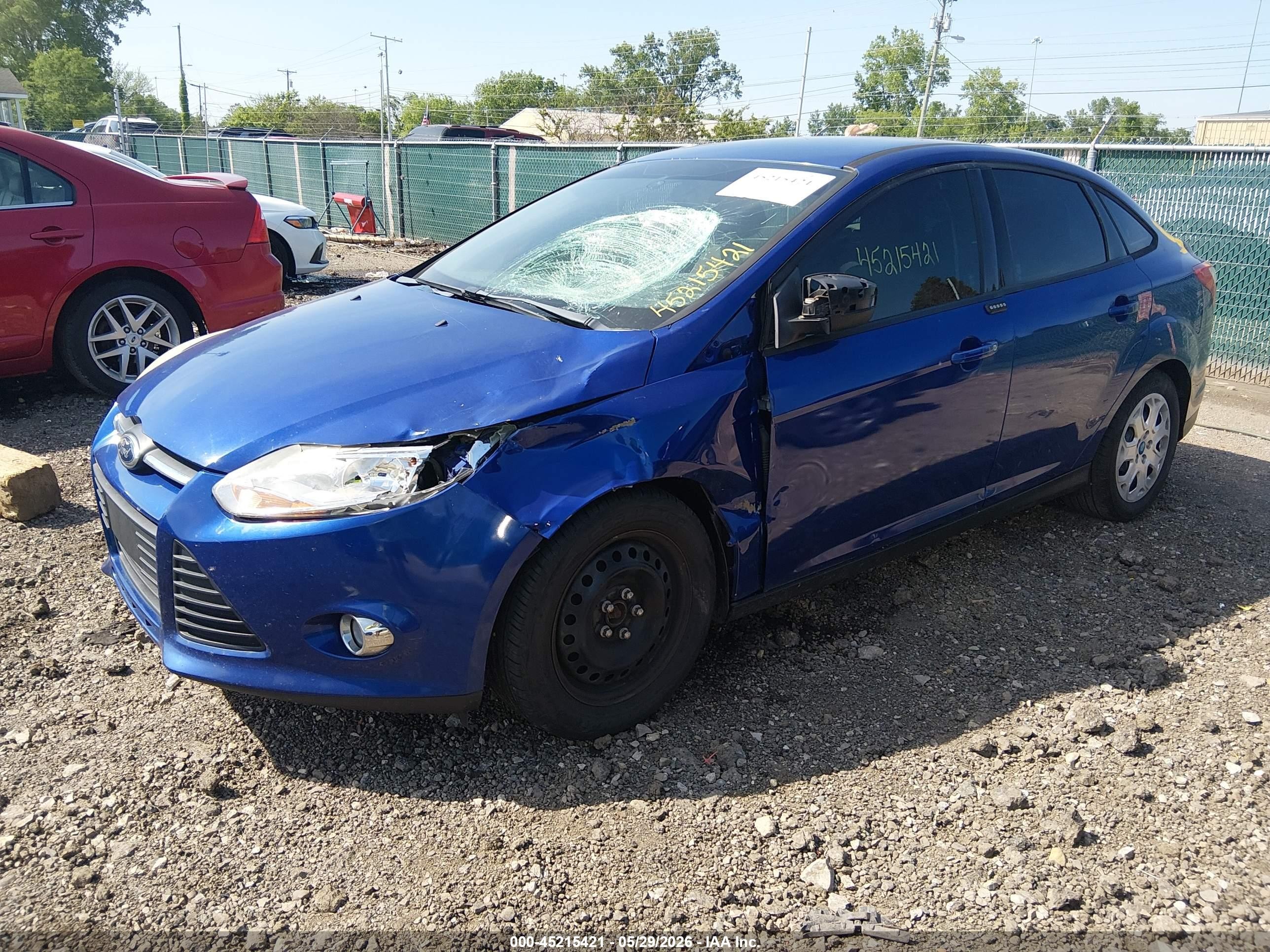 2012 Ford Focus Se Blue vin: 1FAHP3F28CL346847