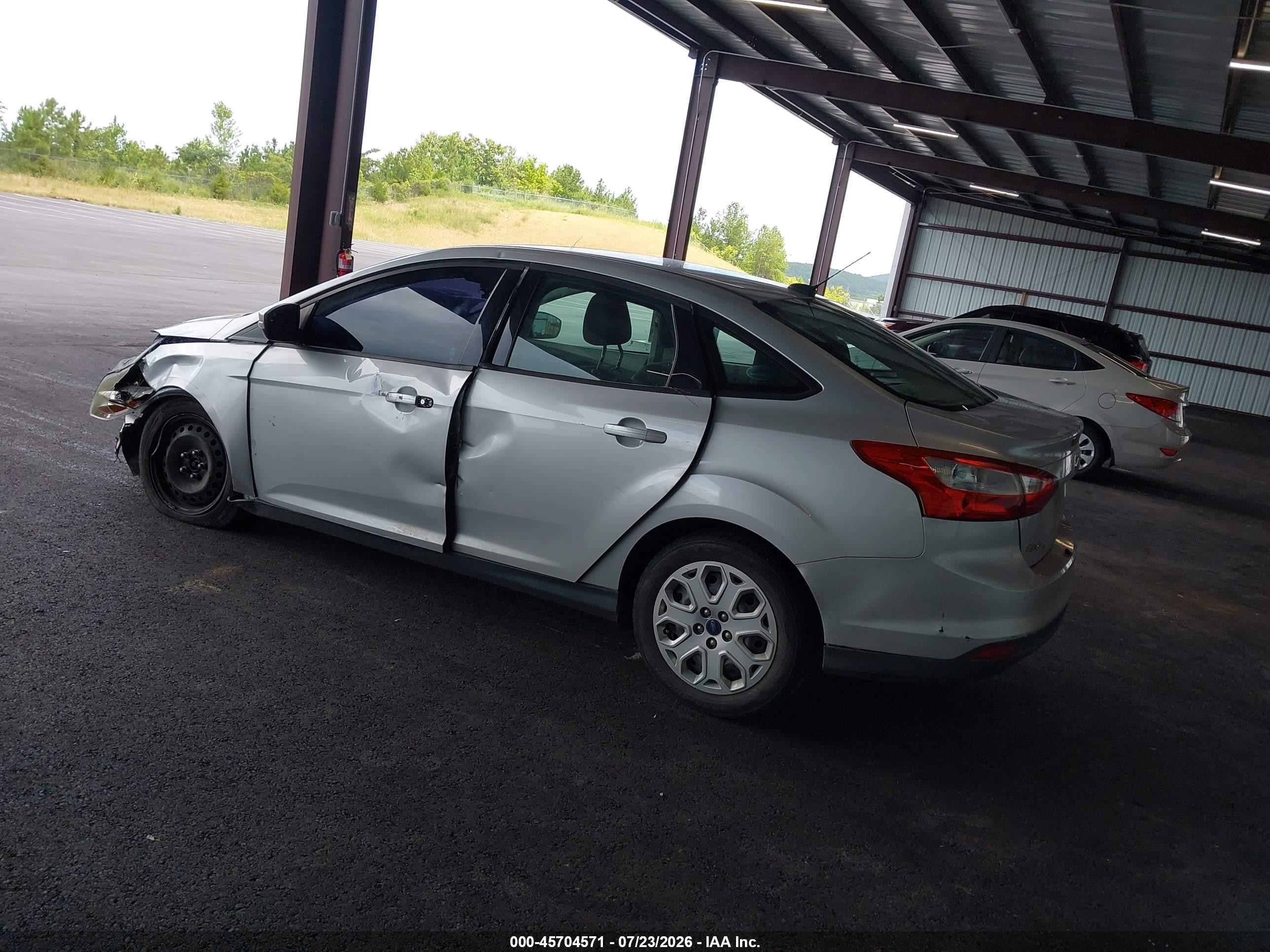 2012 Ford Focus Se Gray vin: 1FAHP3F28CL380867
