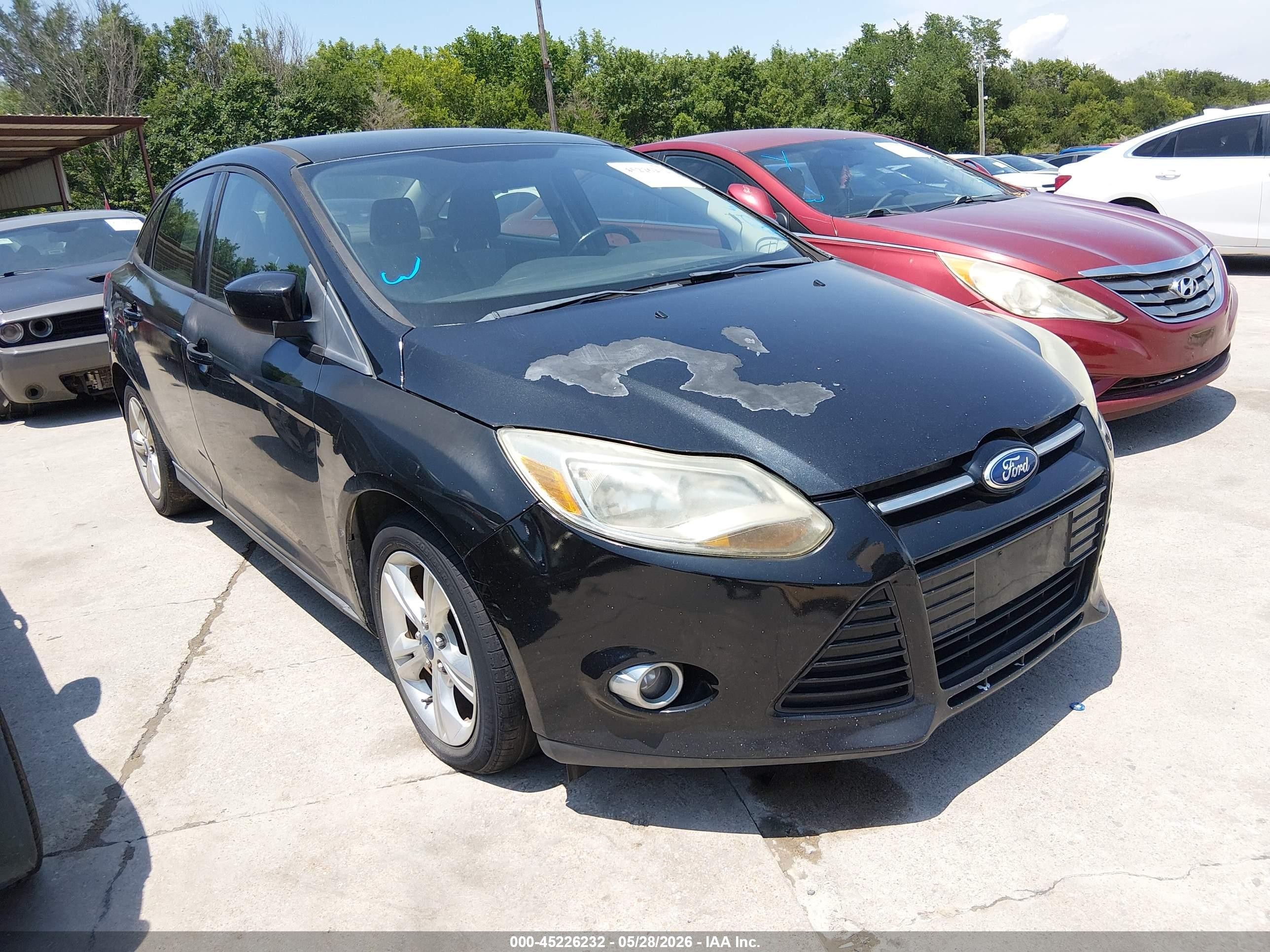 1FAHP3F28CL381923