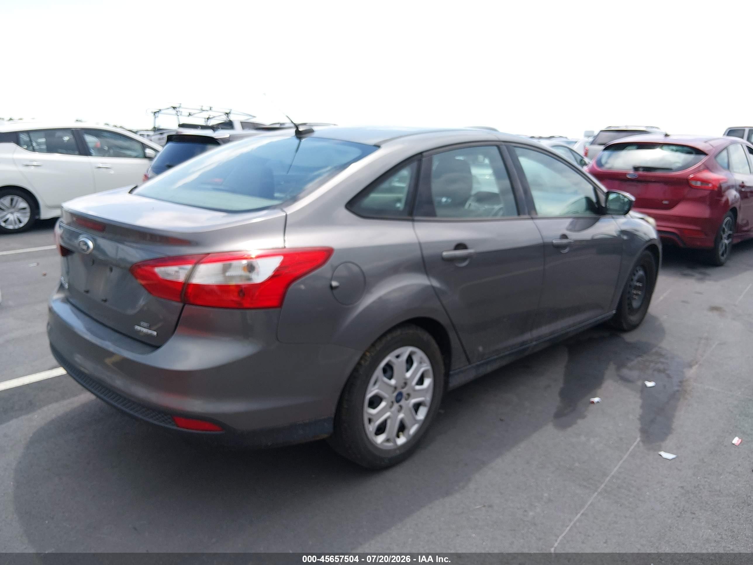 2012 Ford Focus Se Gray vin: 1FAHP3F28CL426424