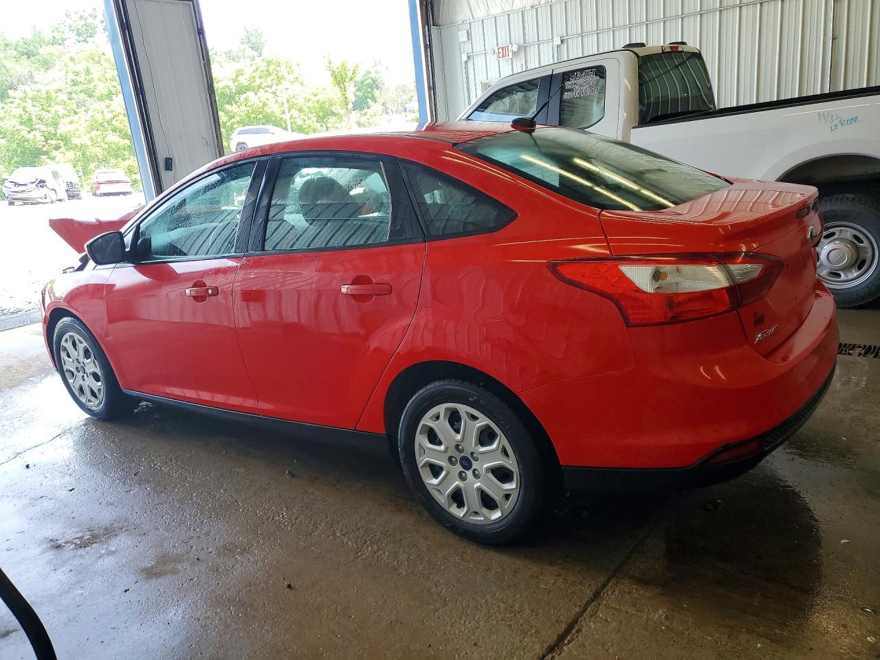 2012 Ford Focus Se Red vin: 1FAHP3F28CL432563