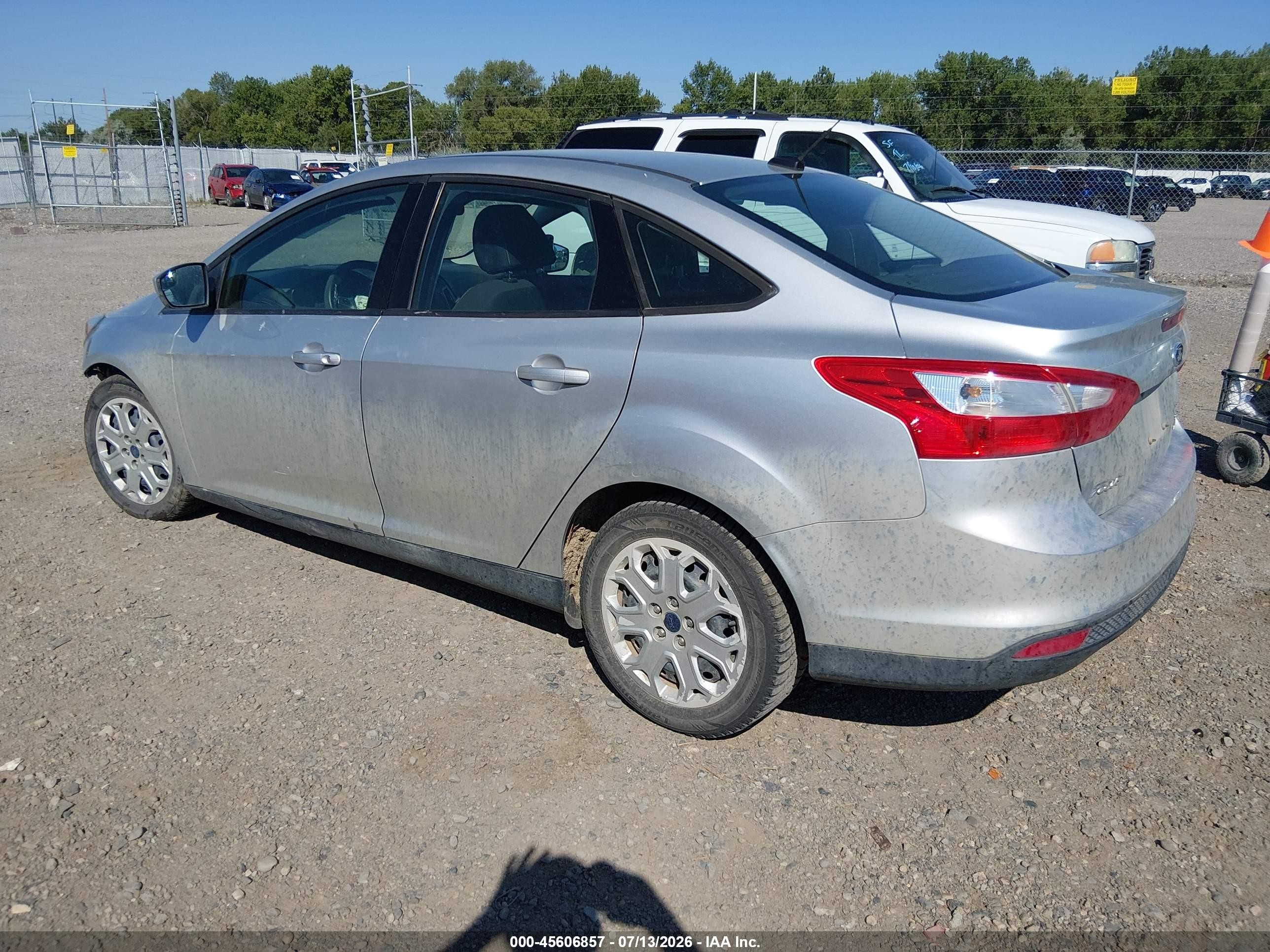 2012 Ford Focus Se Серебряный vin: 1FAHP3F28CL440405