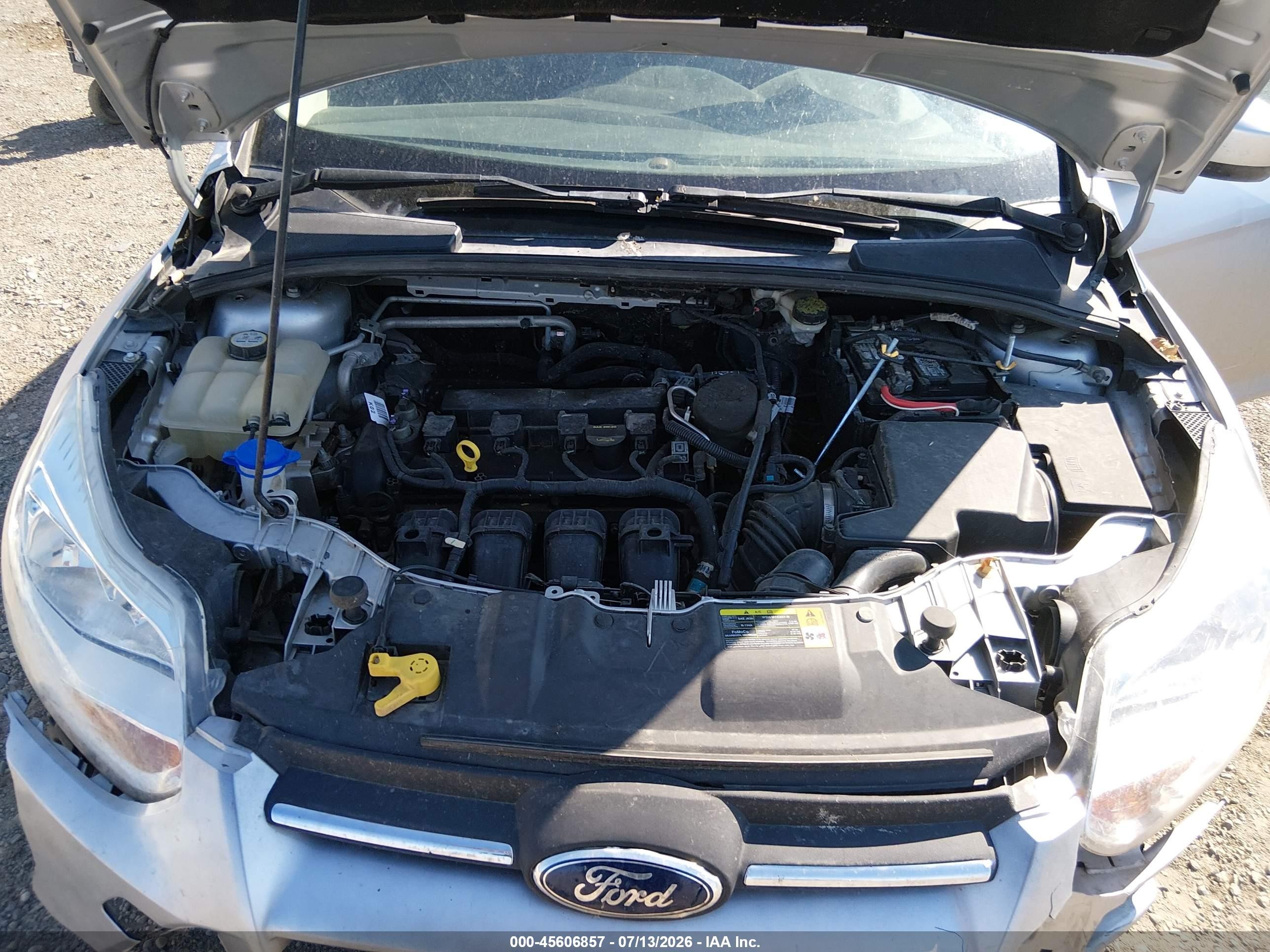2012 Ford Focus Se Серебряный vin: 1FAHP3F28CL440405