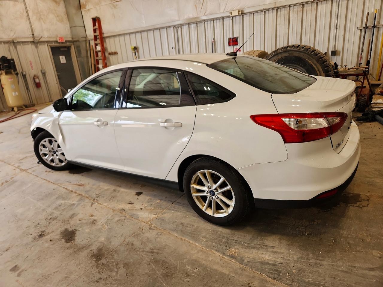 2012 Ford Focus Se White vin: 1FAHP3F28CL454823