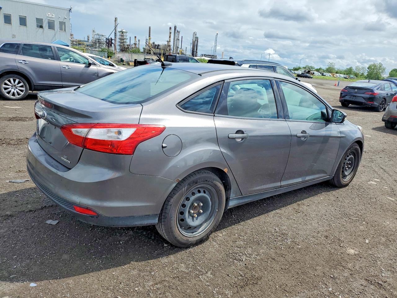 2012 Ford Focus Se Gray vin: 1FAHP3F28CL458631