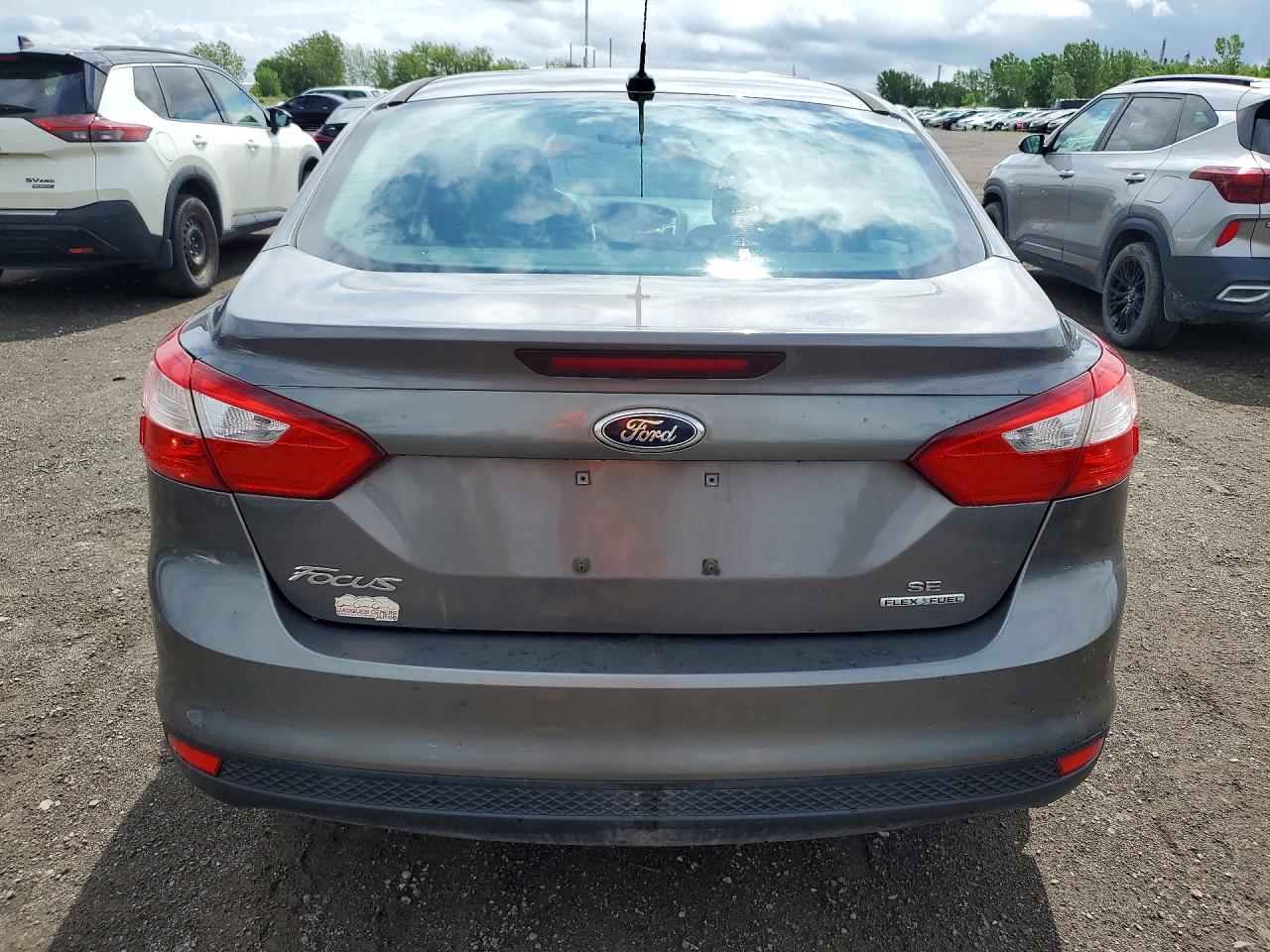 2012 Ford Focus Se Gray vin: 1FAHP3F28CL458631