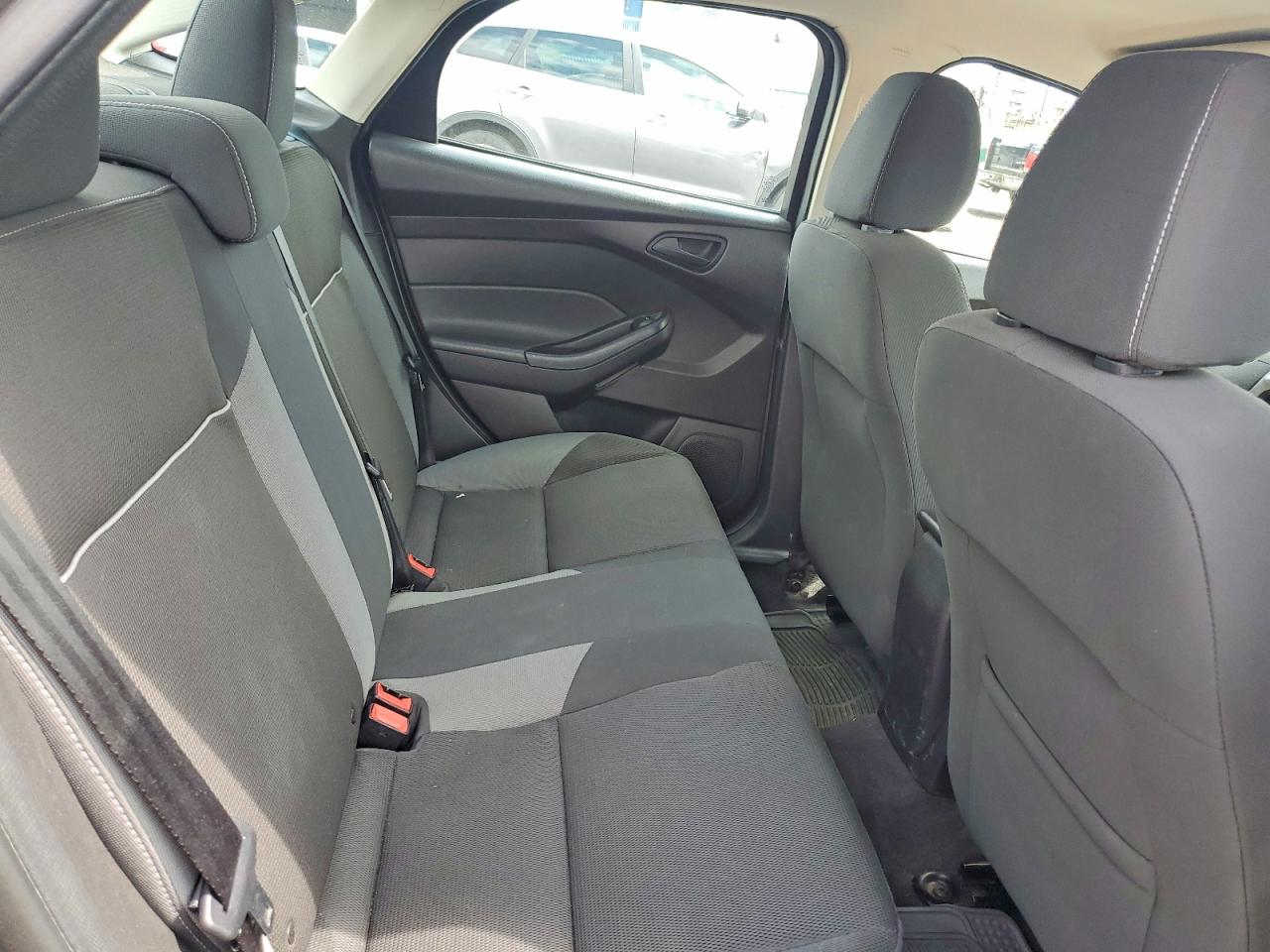 2012 Ford Focus Se Gray vin: 1FAHP3F28CL458631