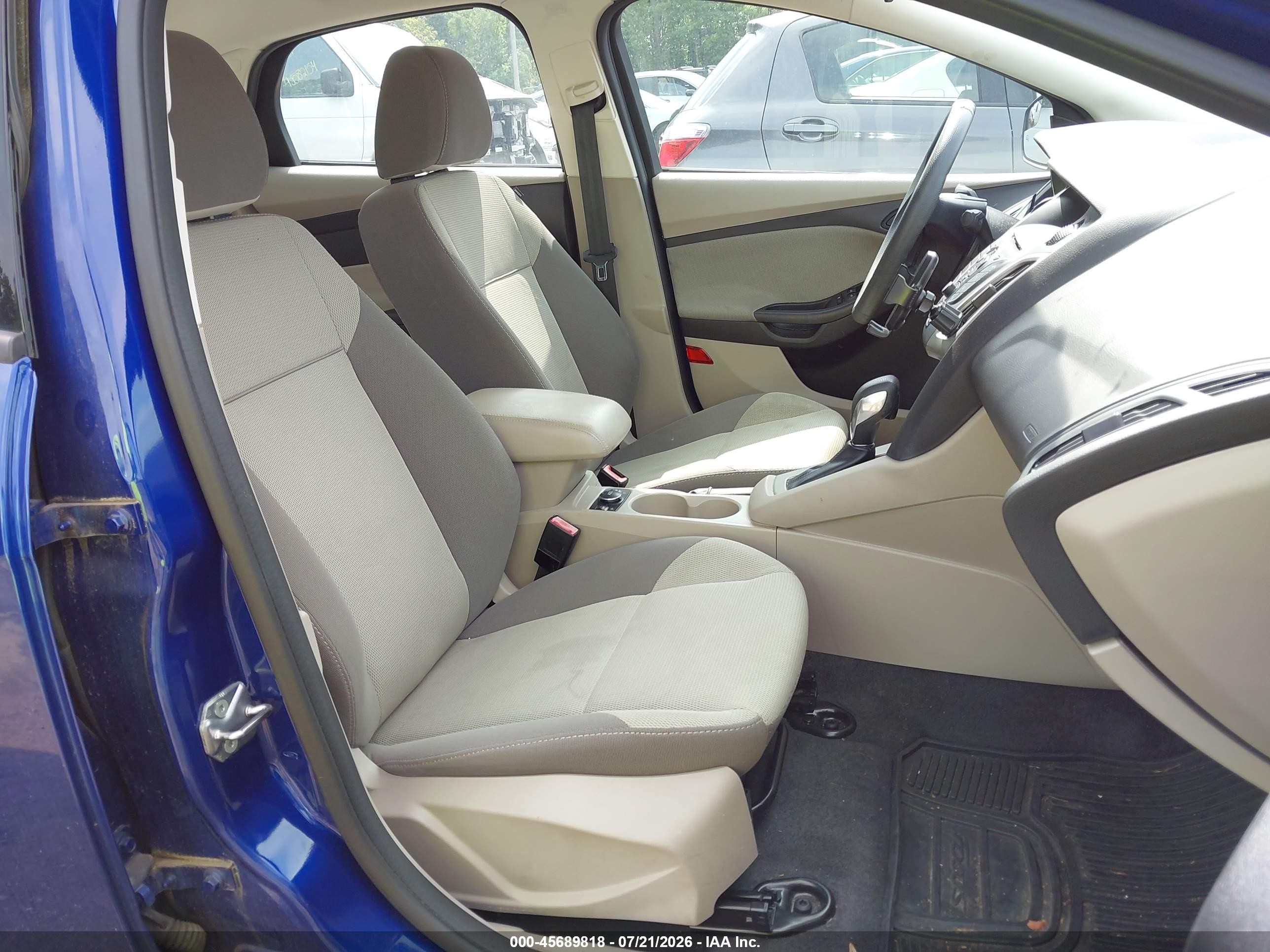 2012 Ford Focus Se Blue vin: 1FAHP3F28CL462808
