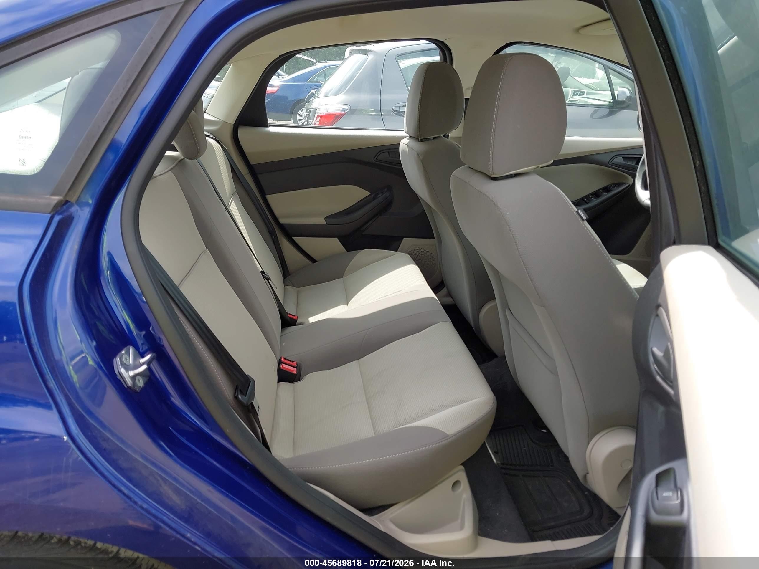 2012 Ford Focus Se Blue vin: 1FAHP3F28CL462808