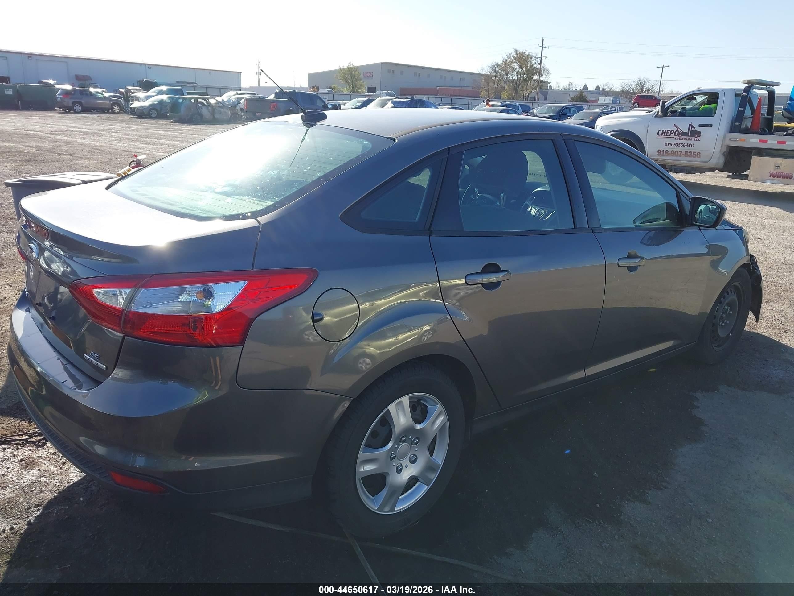 2012 Ford Focus Se Silver vin: 1FAHP3F28CL475901