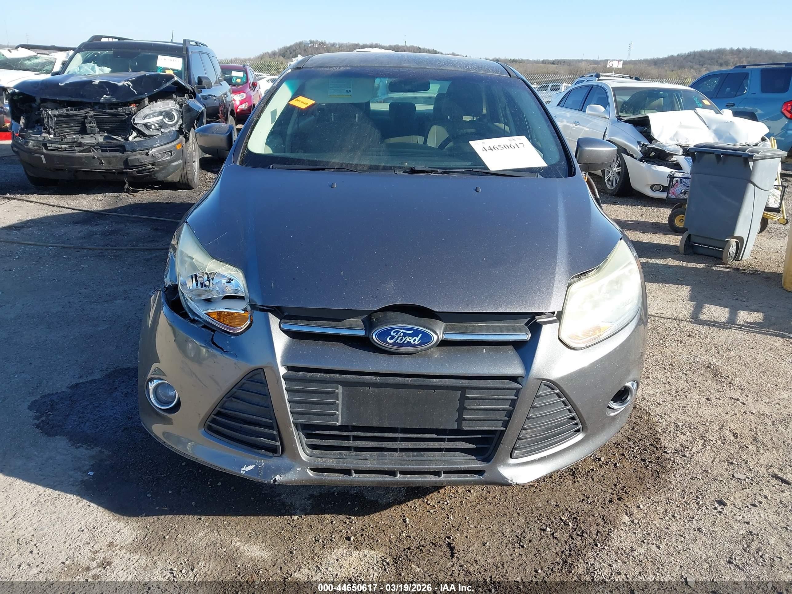 2012 Ford Focus Se Silver vin: 1FAHP3F28CL475901