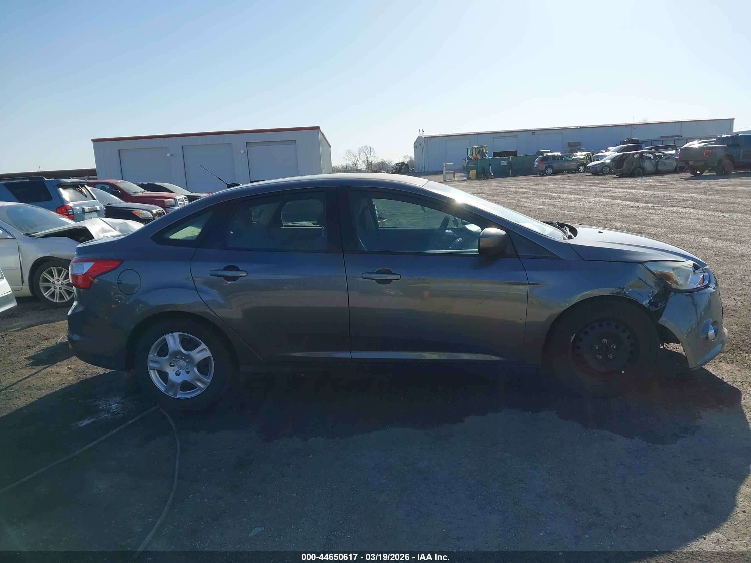 2012 Ford Focus Se Silver vin: 1FAHP3F28CL475901