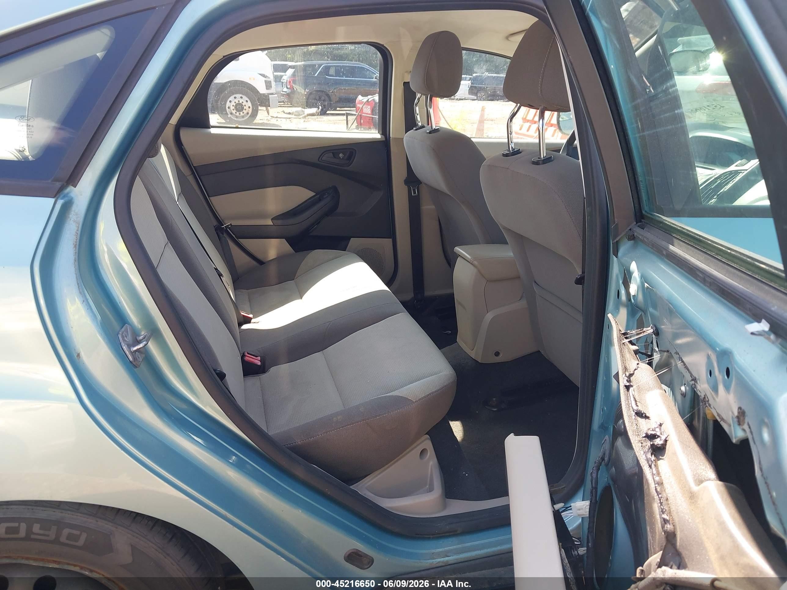 2012 Ford Focus Se Light Blue vin: 1FAHP3F29CL116914