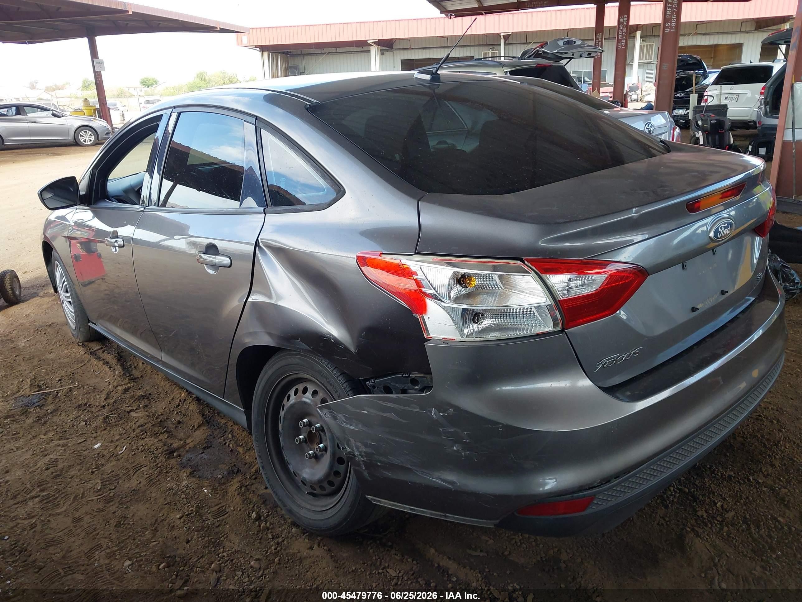 2012 Ford Focus Se Gray vin: 1FAHP3F29CL139948