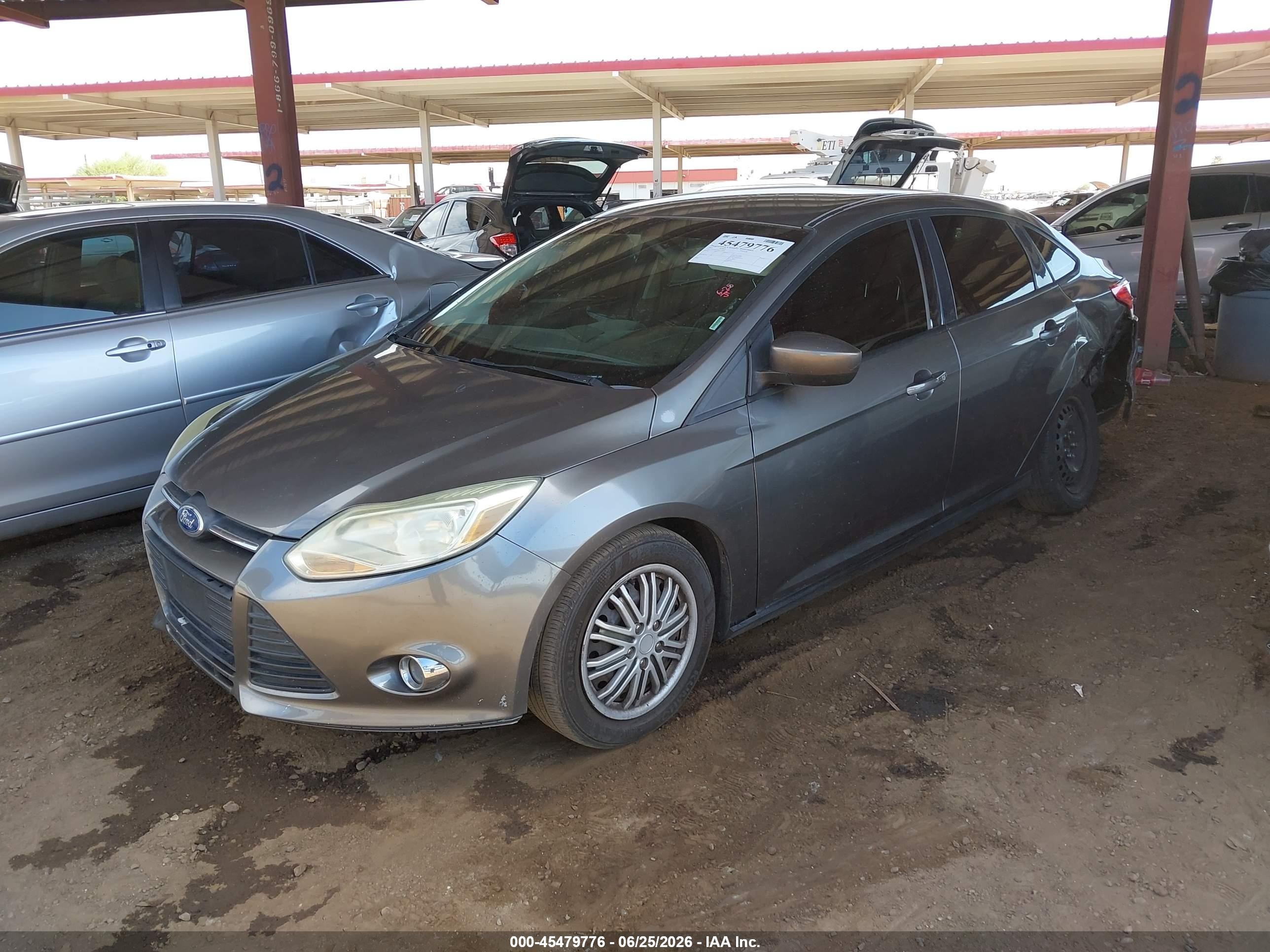 2012 Ford Focus Se Gray vin: 1FAHP3F29CL139948