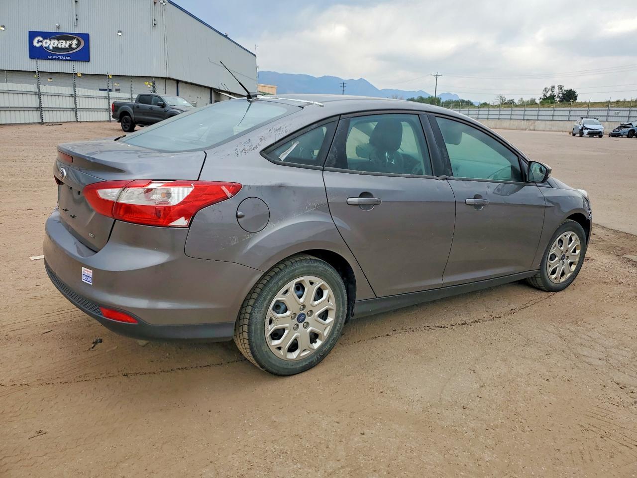 2012 Ford Focus Se Gray vin: 1FAHP3F29CL142445