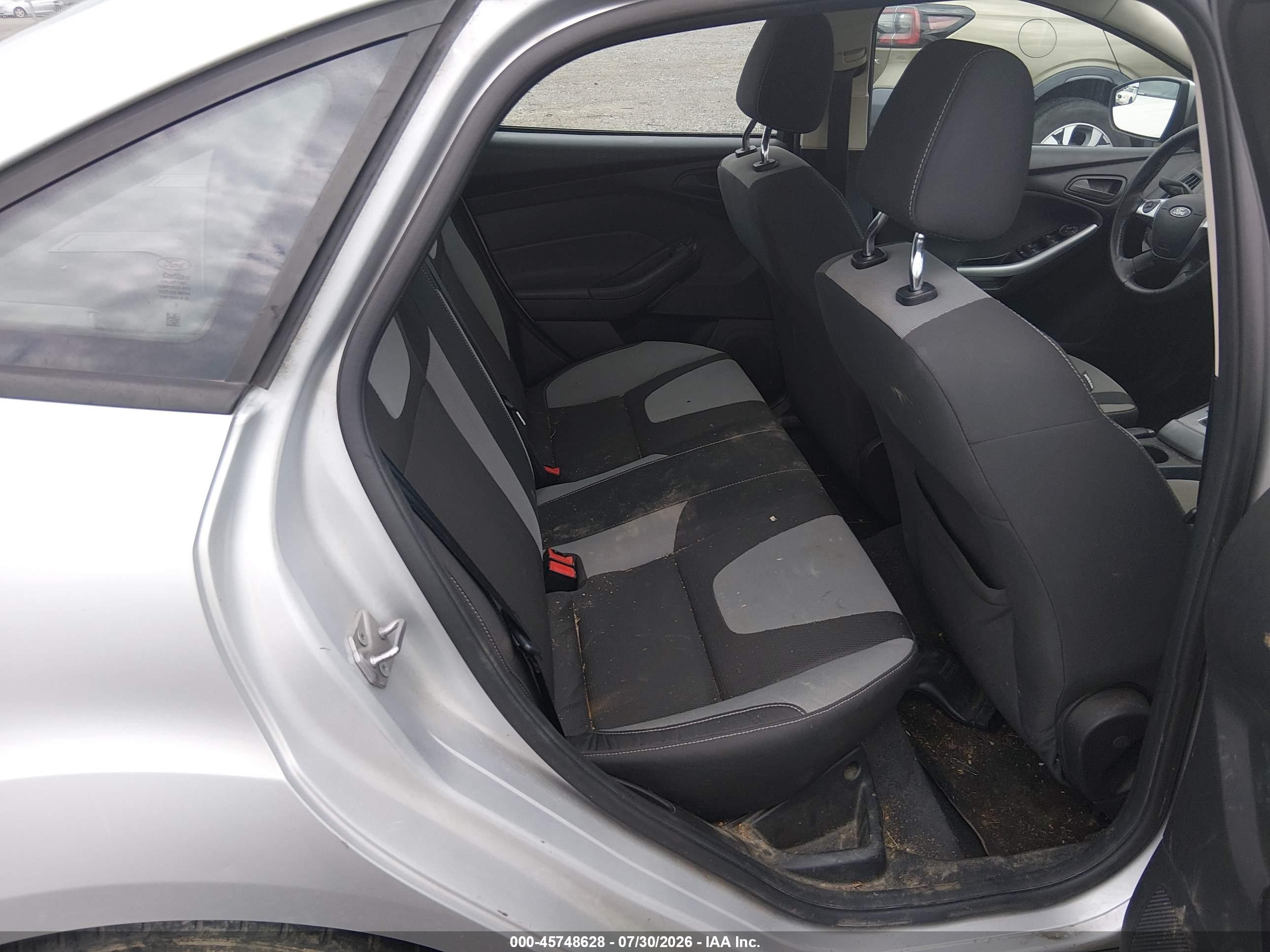 2012 Ford Focus Se Silver vin: 1FAHP3F29CL150237