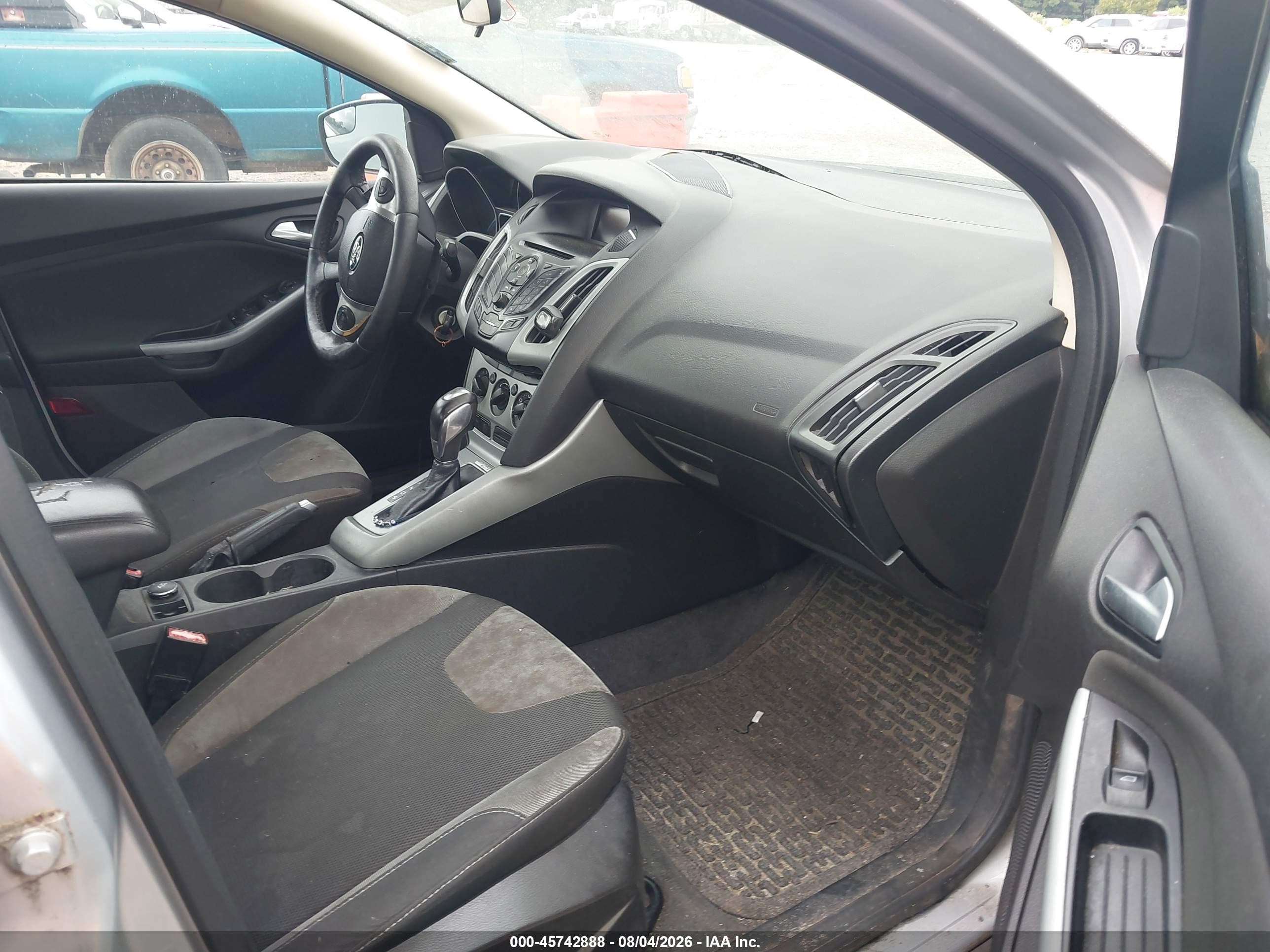 2012 Ford Focus Se Silver vin: 1FAHP3F29CL193721