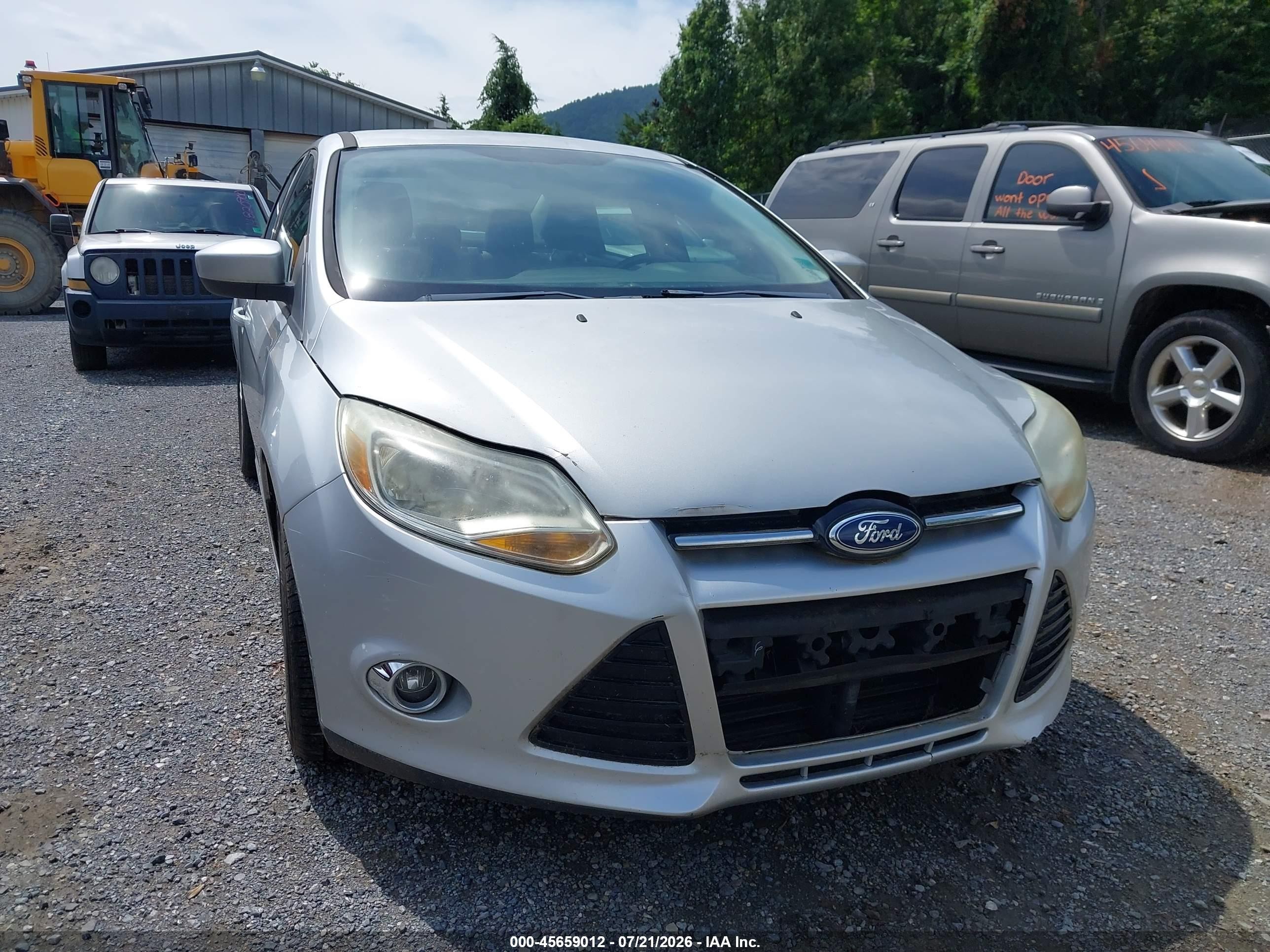 2012 Ford Focus Se Silver vin: 1FAHP3F29CL232470