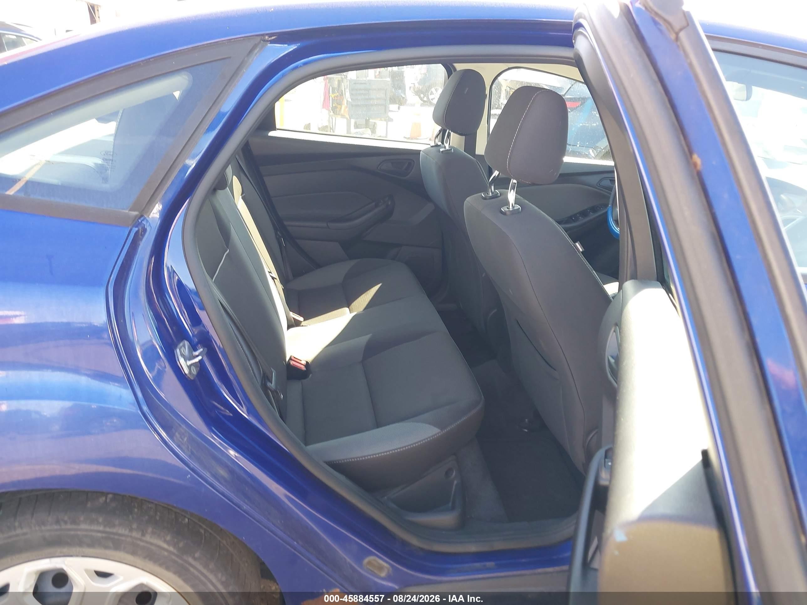 2012 Ford Focus Se Blue vin: 1FAHP3F29CL243162