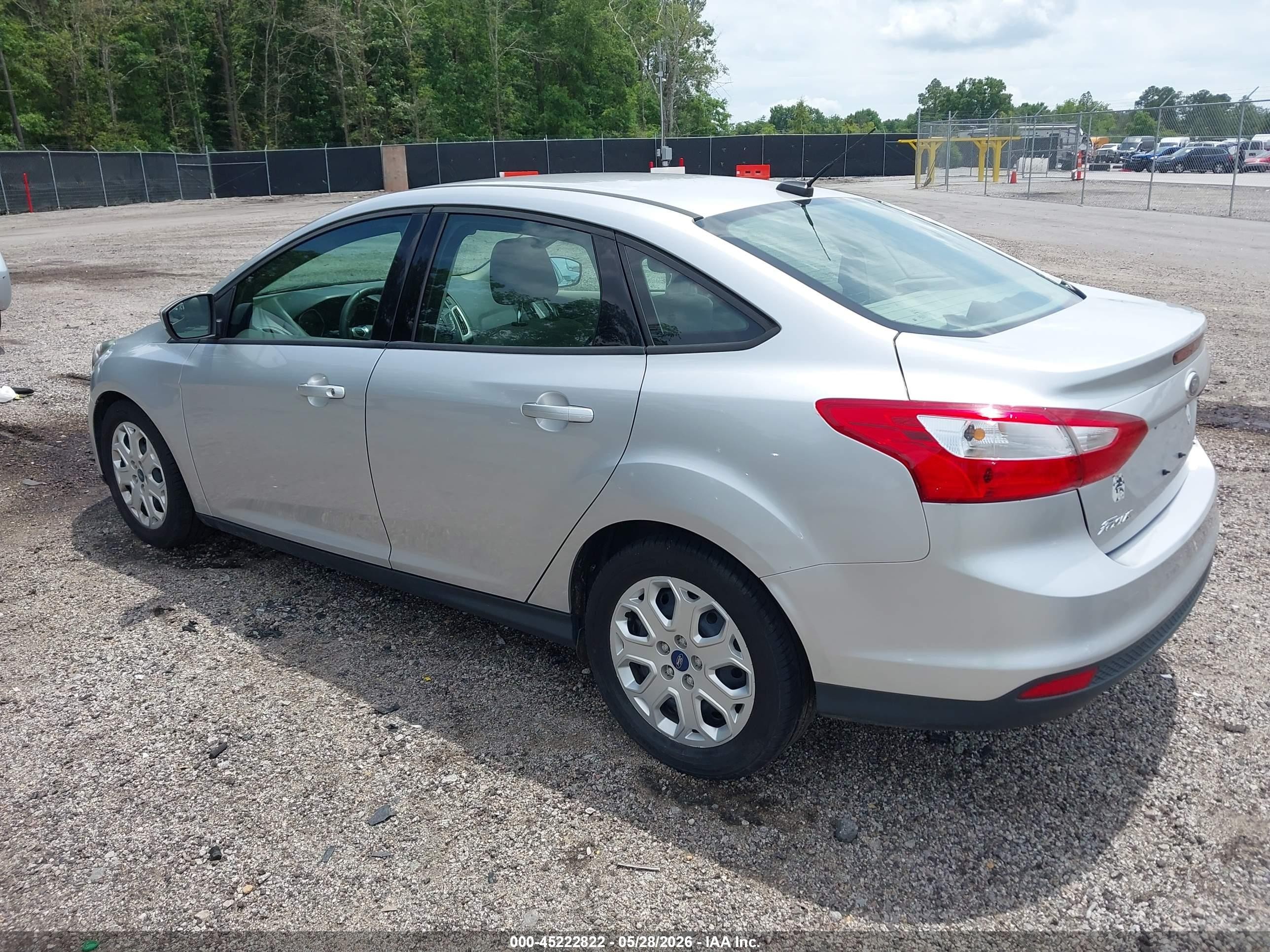 2012 Ford Focus Se Silver vin: 1FAHP3F29CL254288