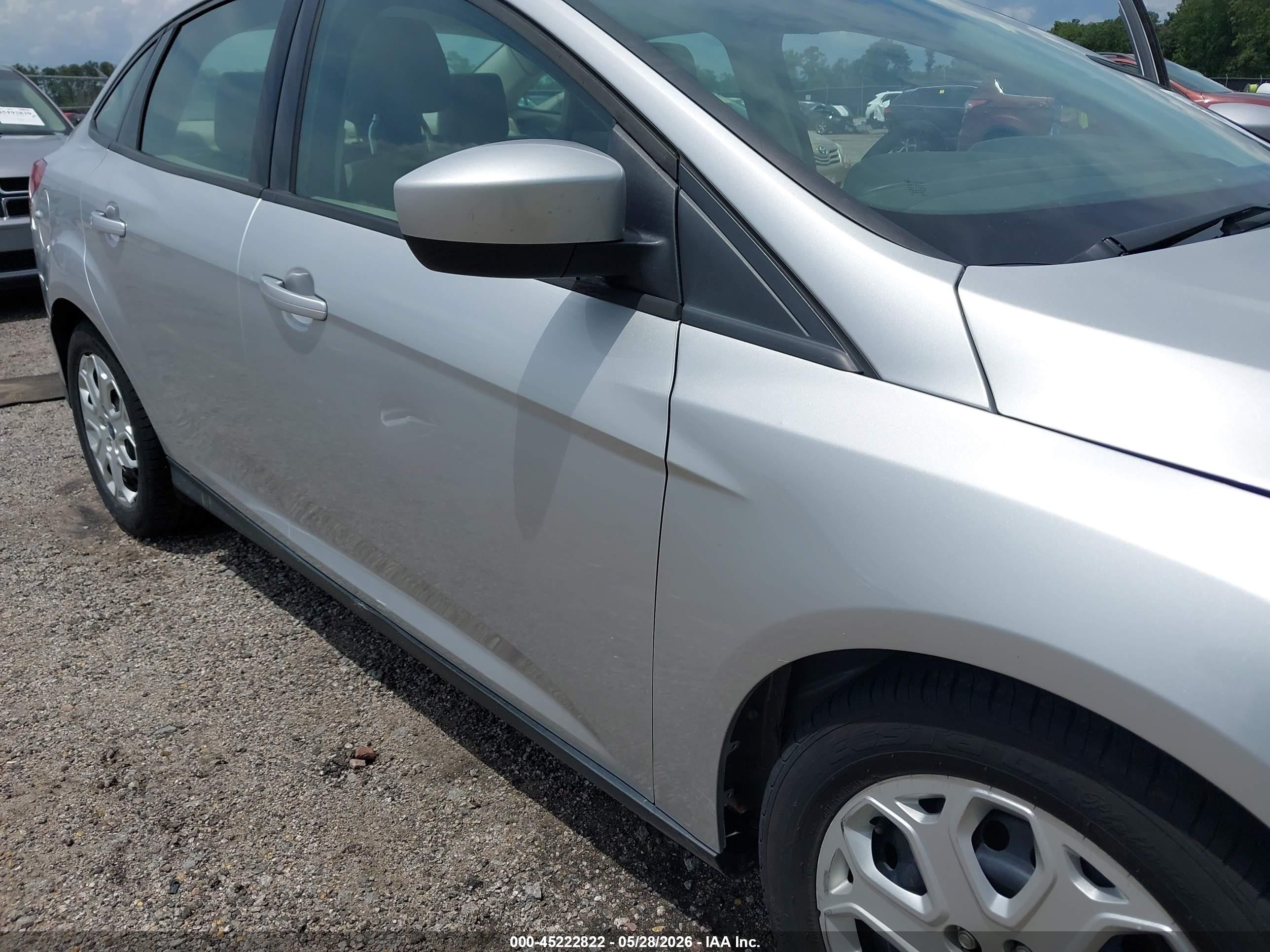 2012 Ford Focus Se Silver vin: 1FAHP3F29CL254288
