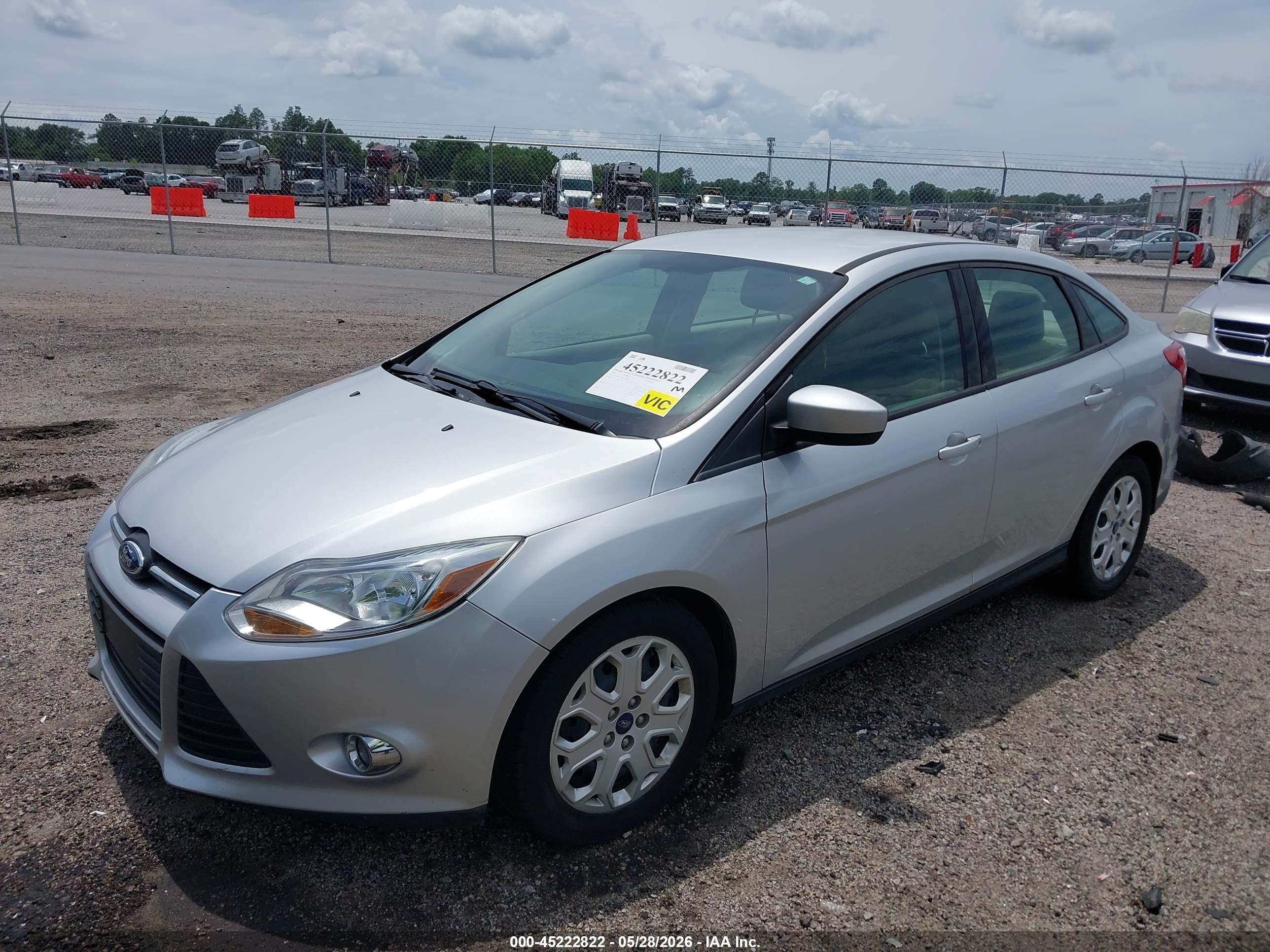 2012 Ford Focus Se Silver vin: 1FAHP3F29CL254288