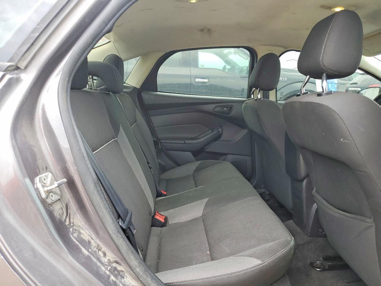 2012 Ford Focus Se Gray vin: 1FAHP3F29CL285606