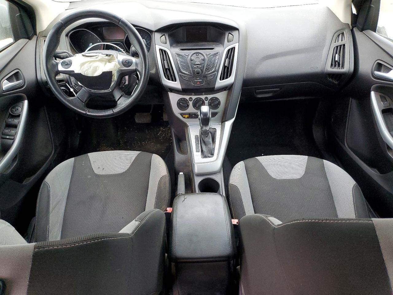 2012 Ford Focus Silver vin: 1FAHP3F29CL294595