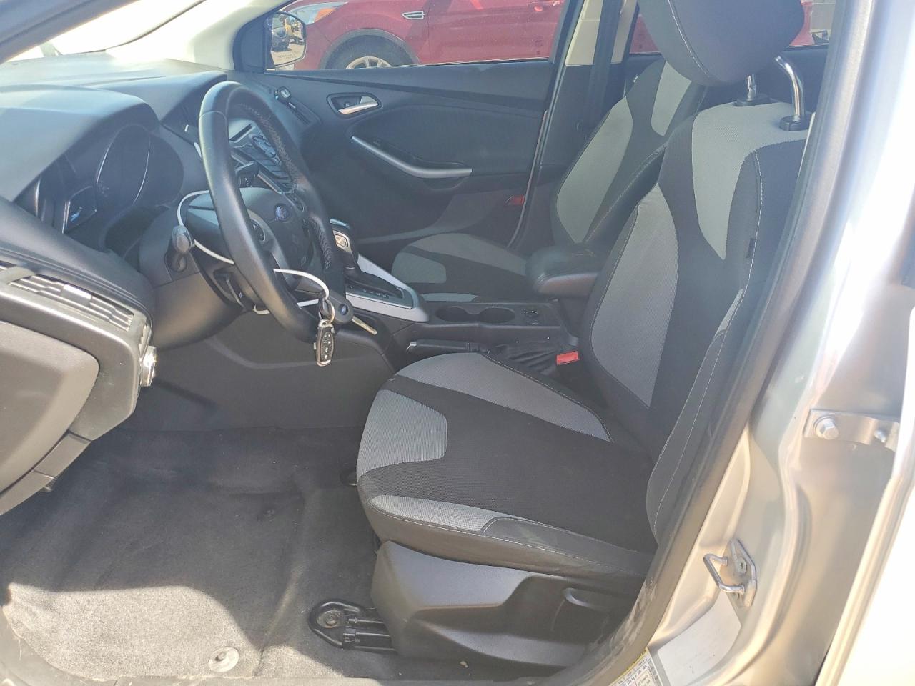 2012 Ford Focus Se Silver vin: 1FAHP3F29CL311802