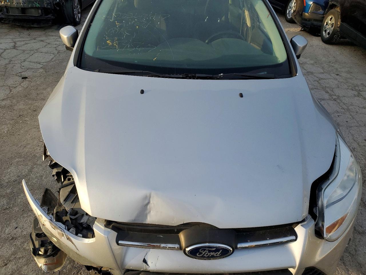 2012 Ford Focus Se Silver vin: 1FAHP3F29CL354567