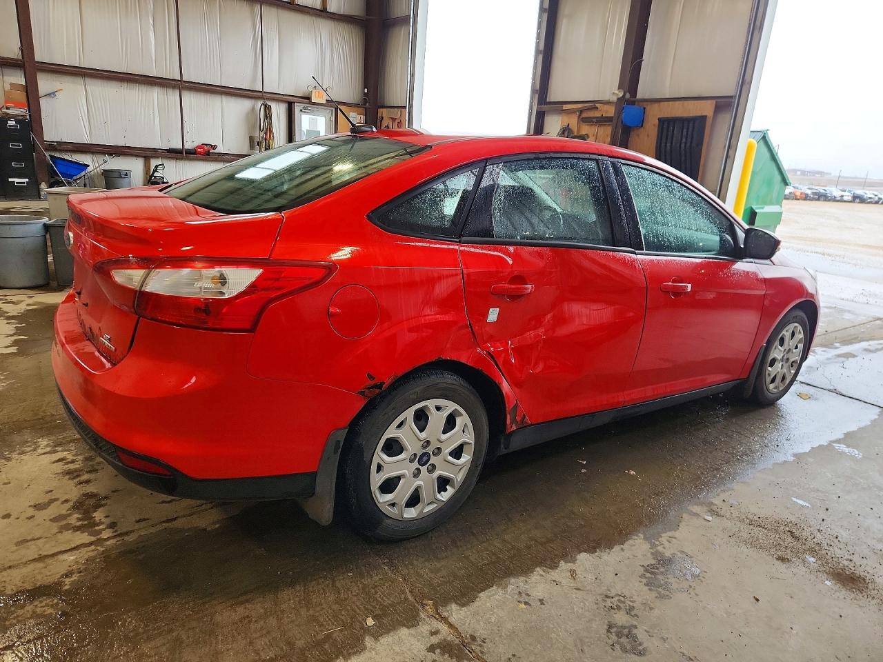2012 Ford Focus Se Red vin: 1FAHP3F29CL380022