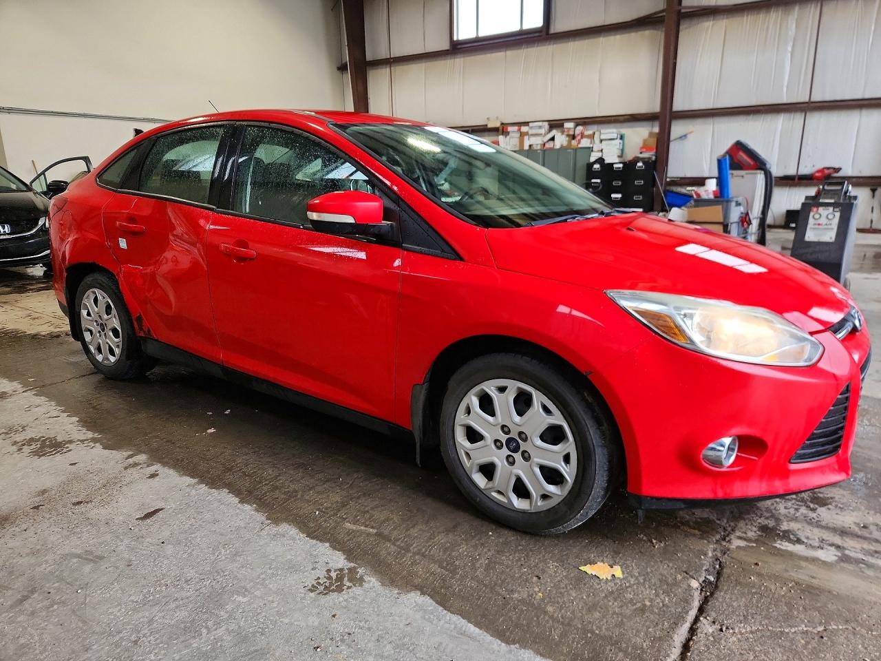 2012 Ford Focus Se Red vin: 1FAHP3F29CL380022