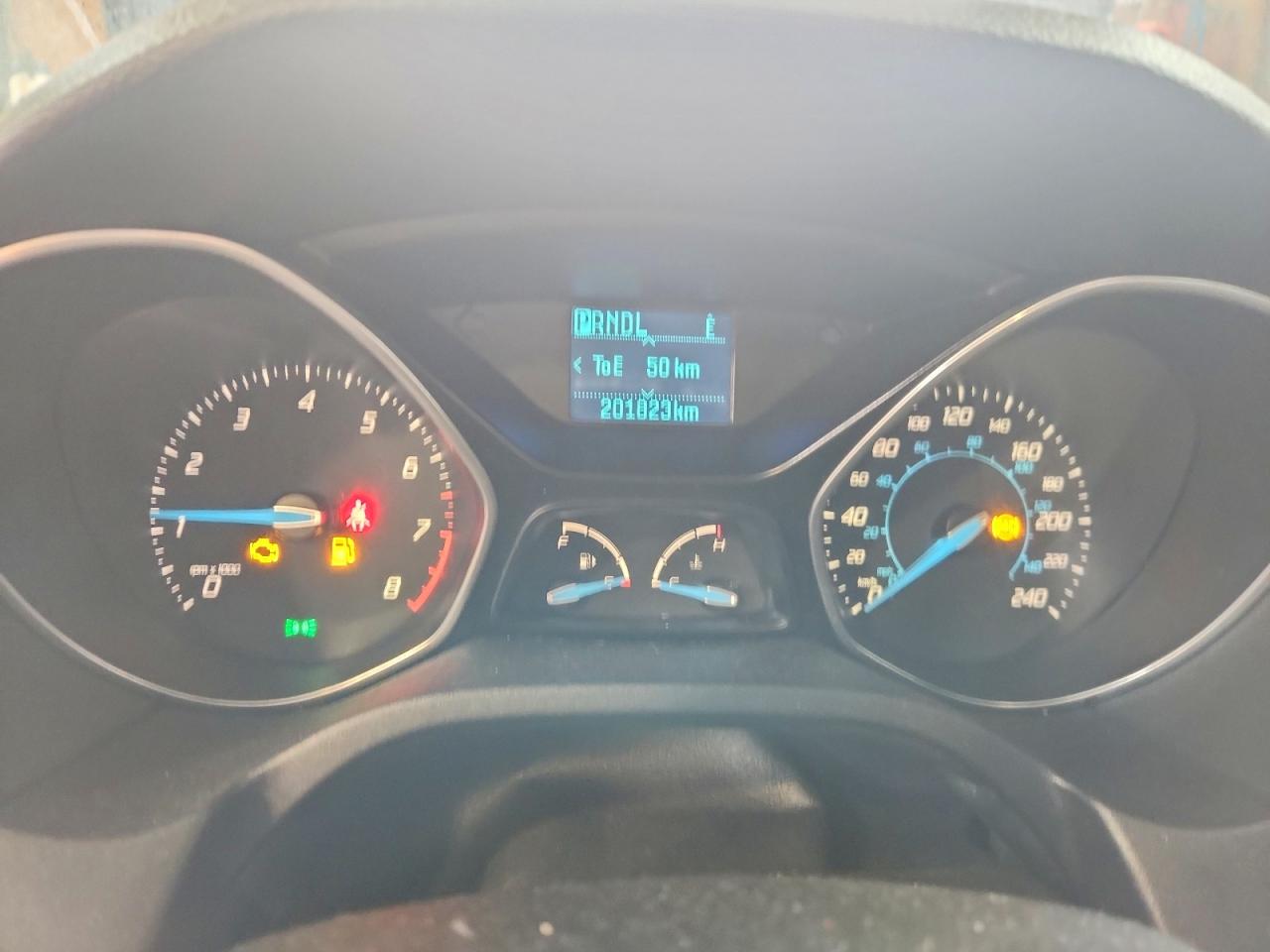 2012 Ford Focus Se Red vin: 1FAHP3F29CL380022