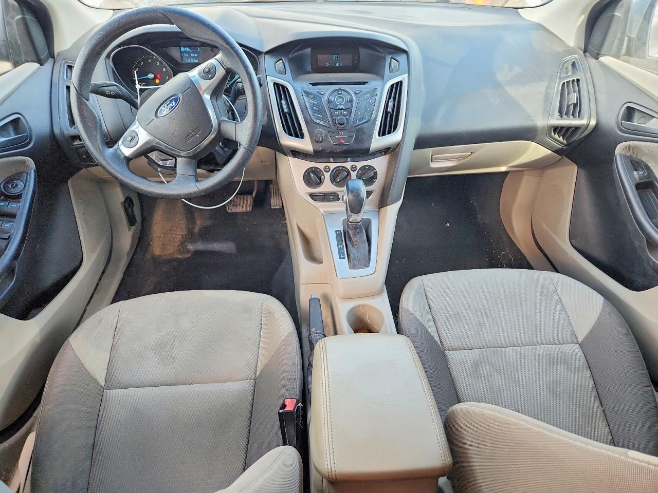 2012 Ford Focus Se Серебряный vin: 1FAHP3F29CL381915