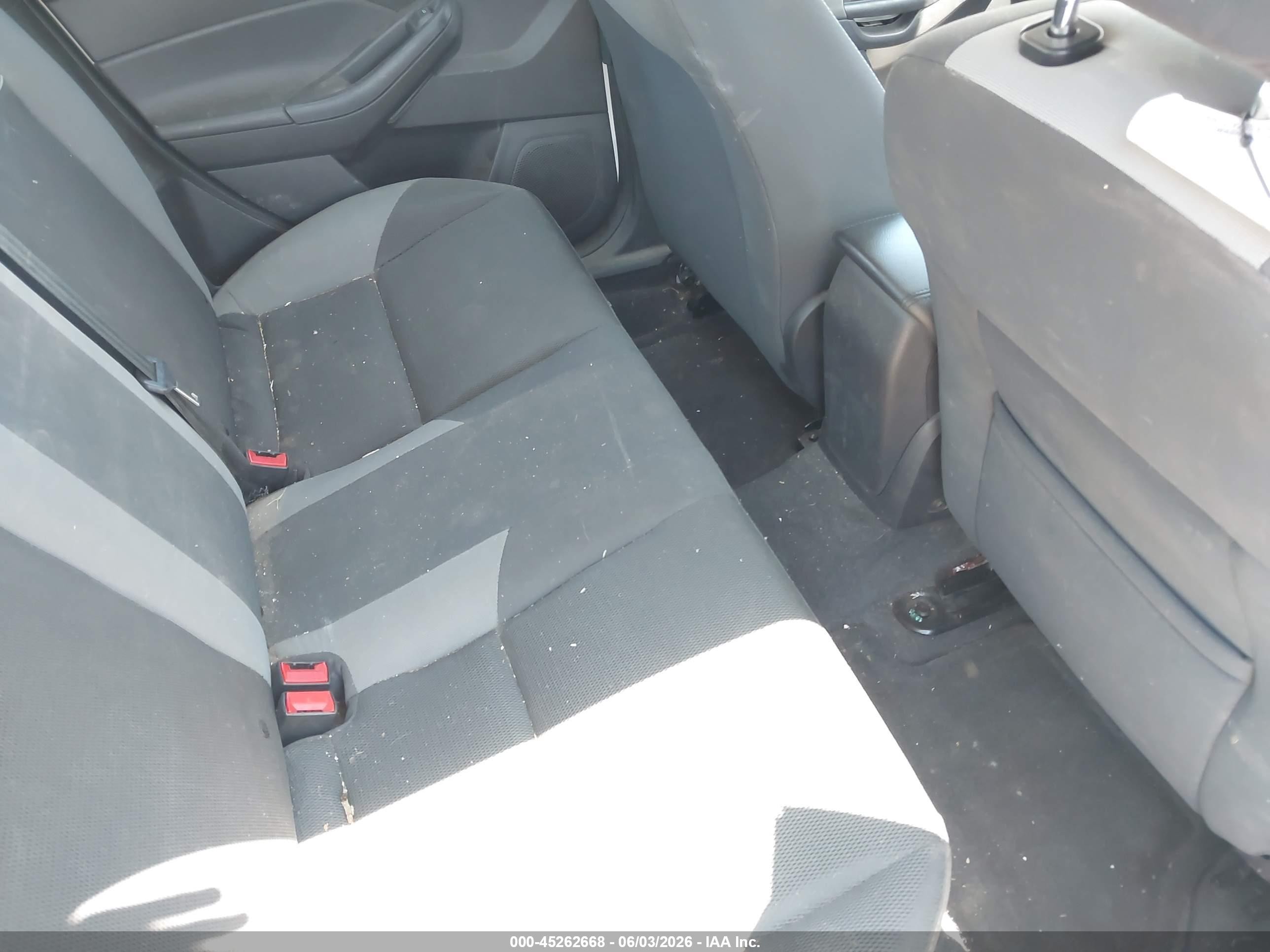 2012 Ford Focus Se White vin: 1FAHP3F29CL404500