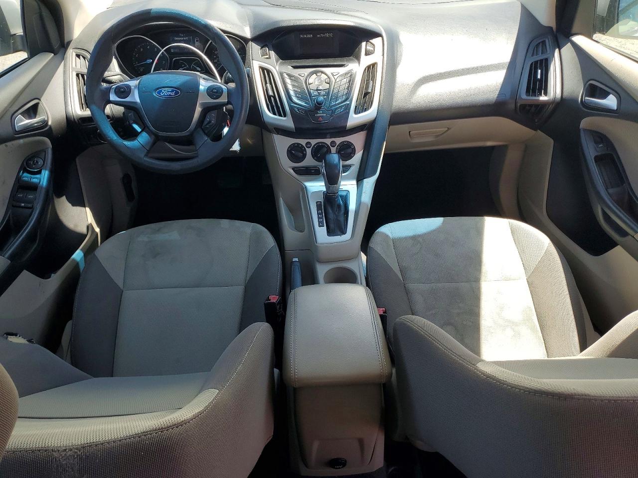 2012 Ford Focus Se Серебряный vin: 1FAHP3F2XCL108451