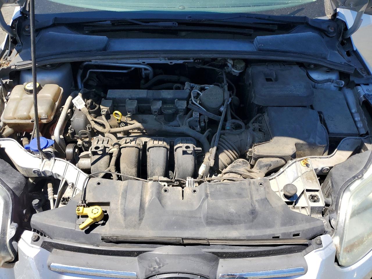 2012 Ford Focus Se Серебряный vin: 1FAHP3F2XCL108451