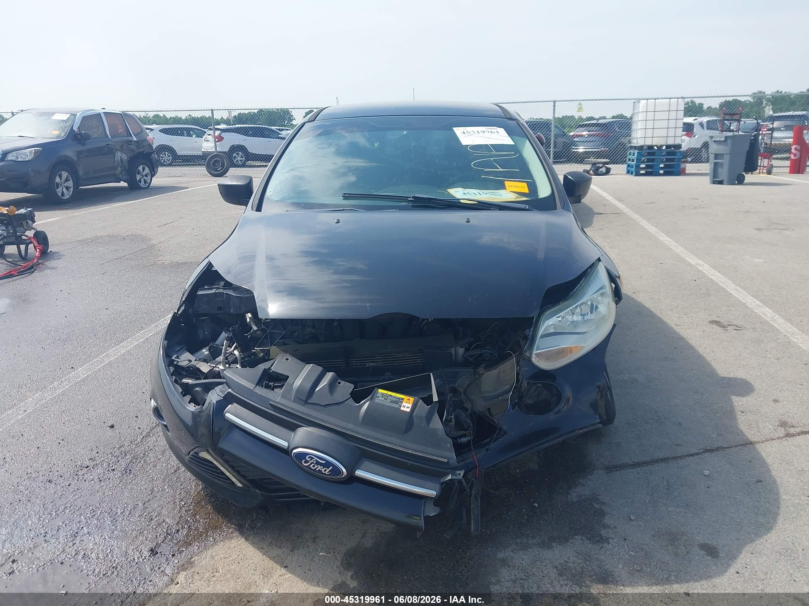 2012 Ford Focus Se Черный vin: 1FAHP3F2XCL163238