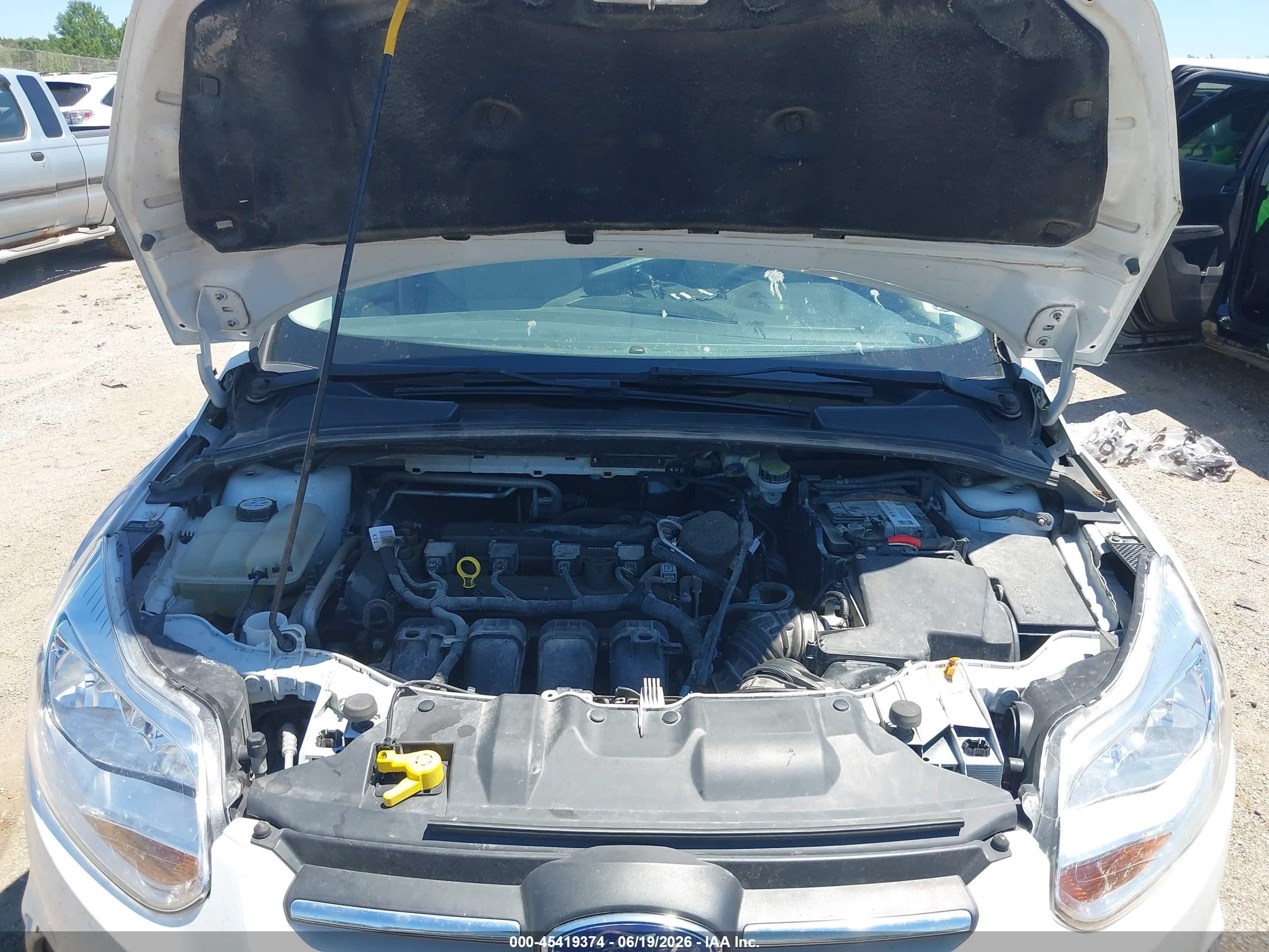2012 Ford Focus Se White vin: 1FAHP3F2XCL174627