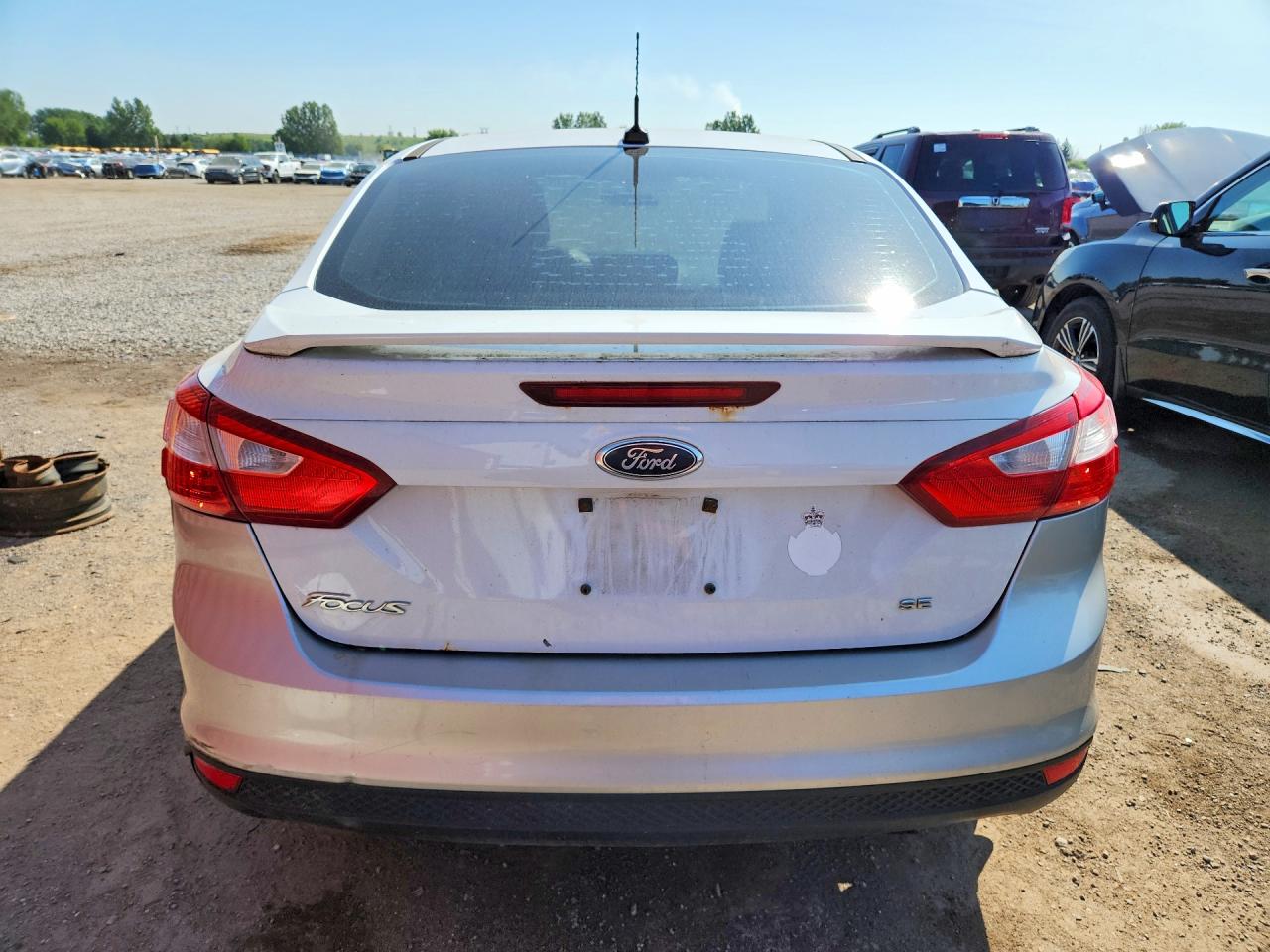 2012 Ford Focus Se White vin: 1FAHP3F2XCL181903