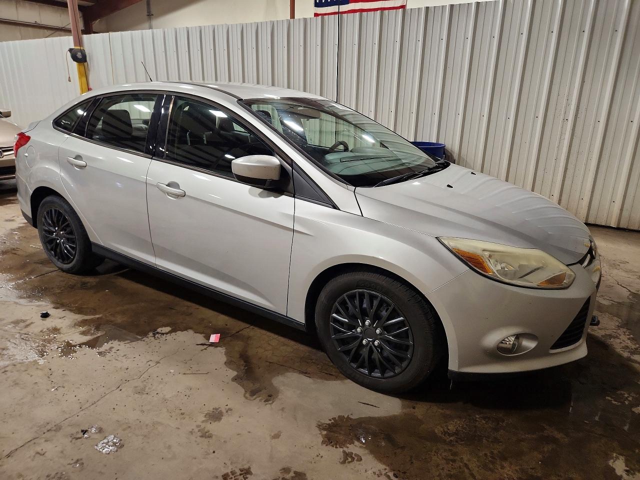 2012 Ford Focus Se Silver vin: 1FAHP3F2XCL193534