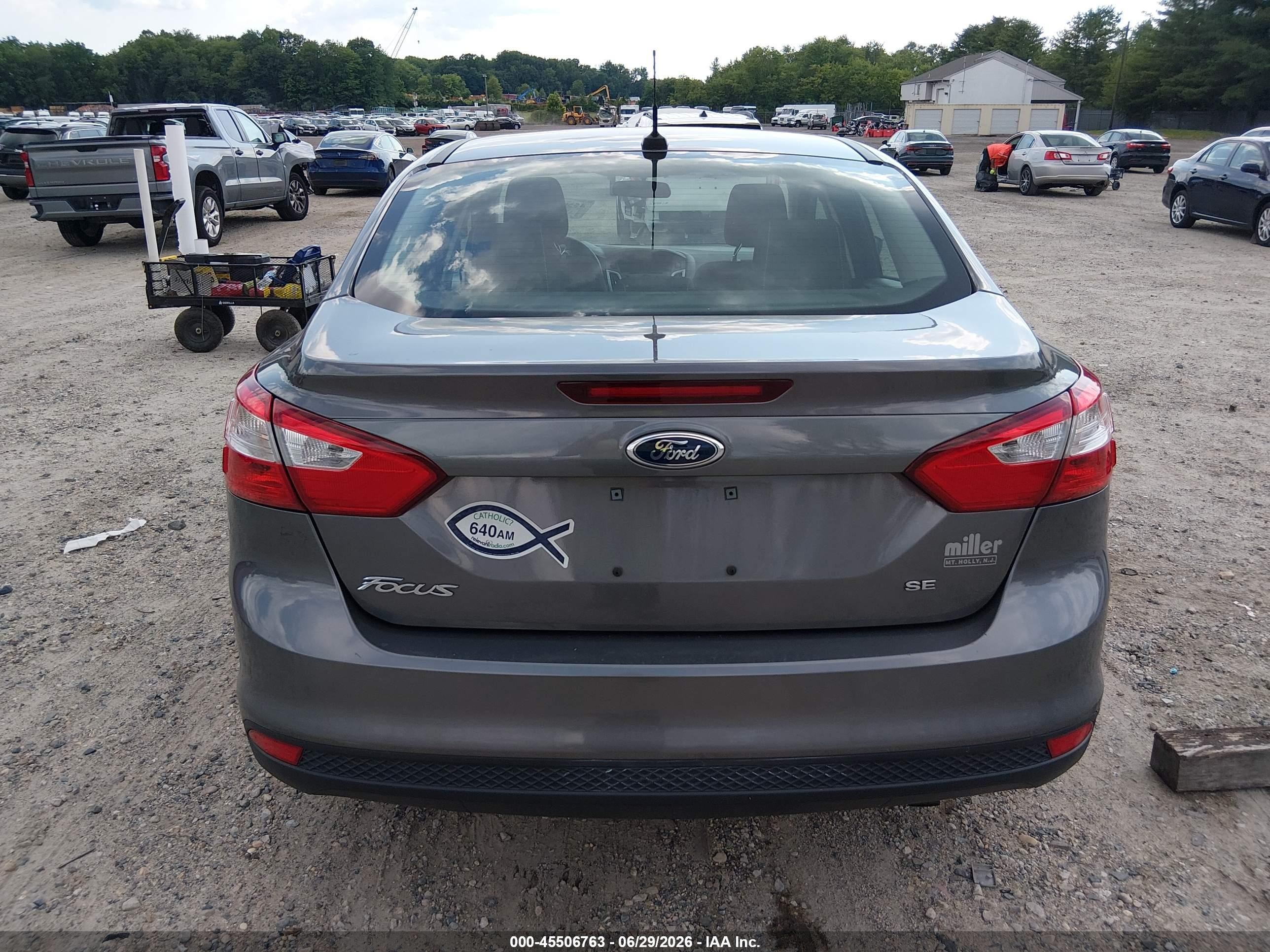 2012 Ford Focus Se Gray vin: 1FAHP3F2XCL230453