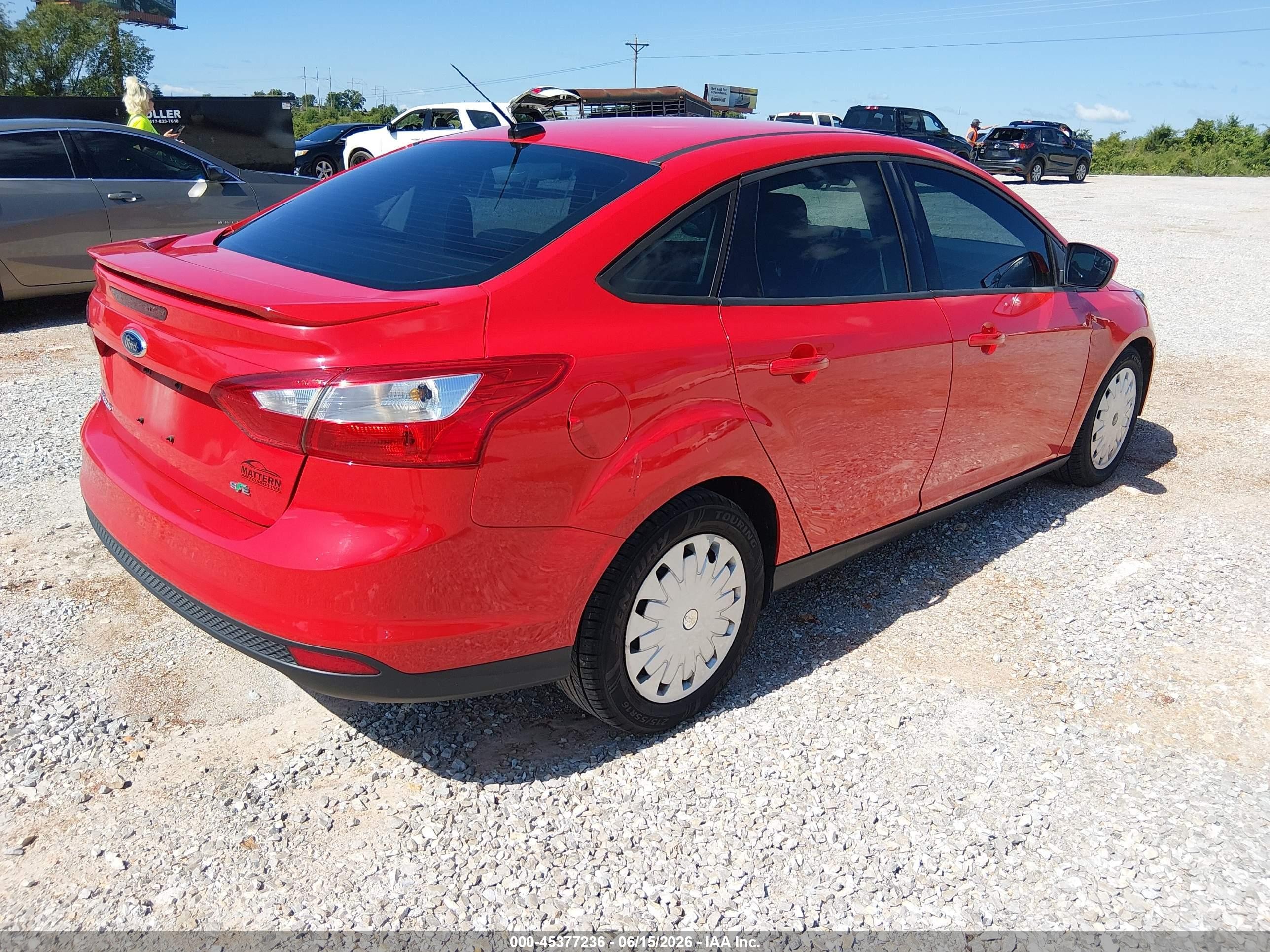2012 Ford Focus Se Red vin: 1FAHP3F2XCL235586