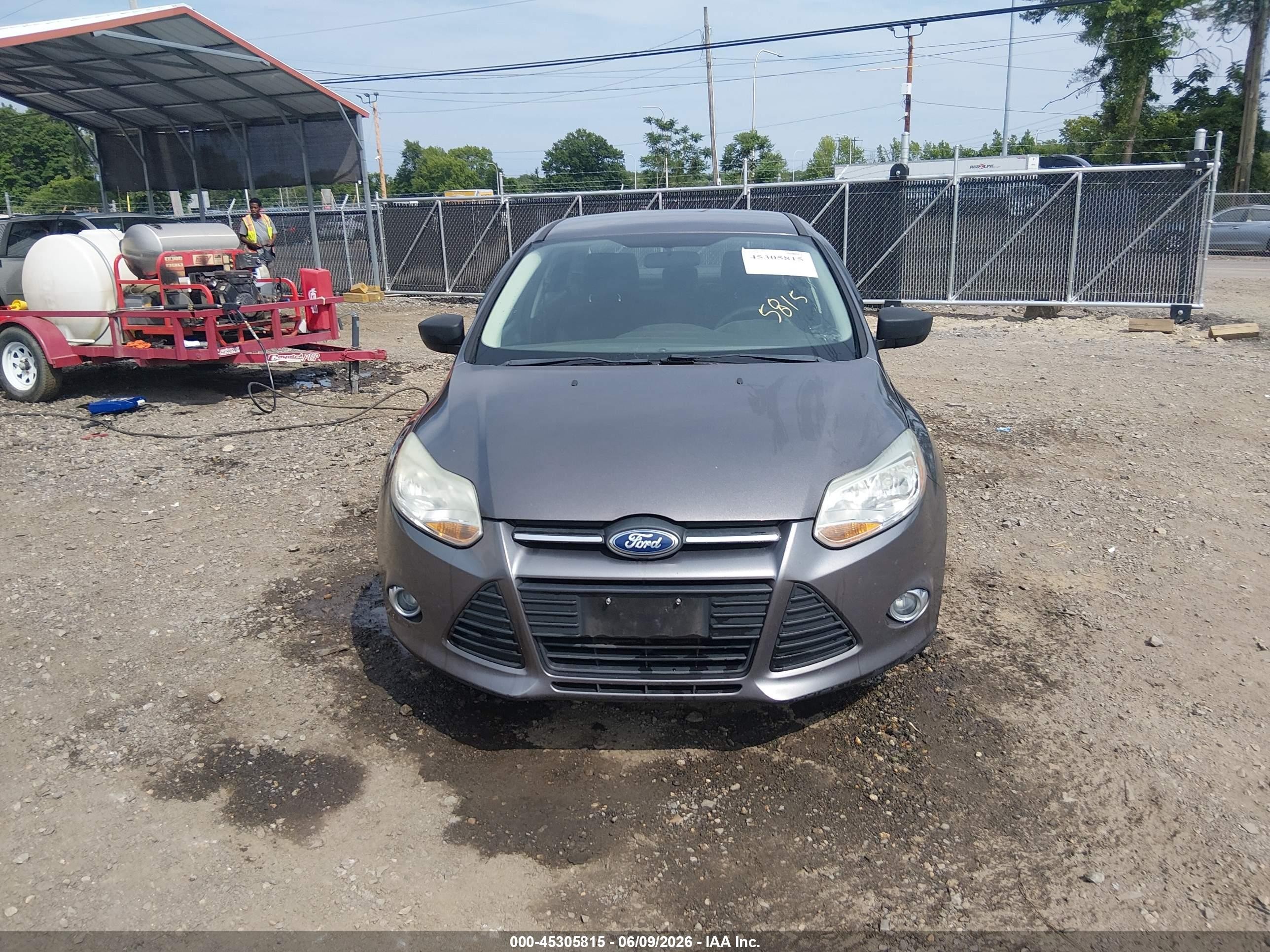2012 Ford Focus Se Gray vin: 1FAHP3F2XCL253876