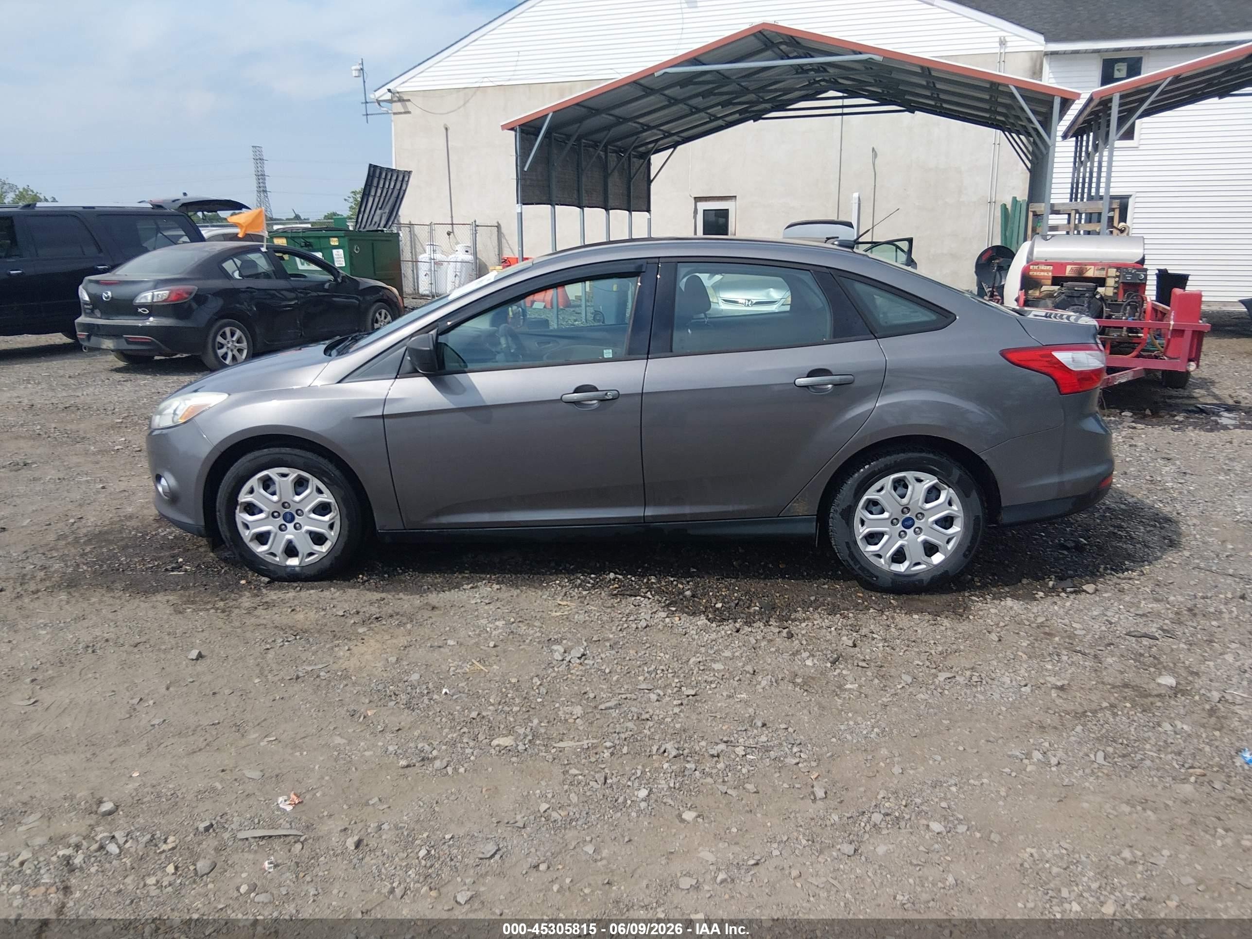 2012 Ford Focus Se Gray vin: 1FAHP3F2XCL253876