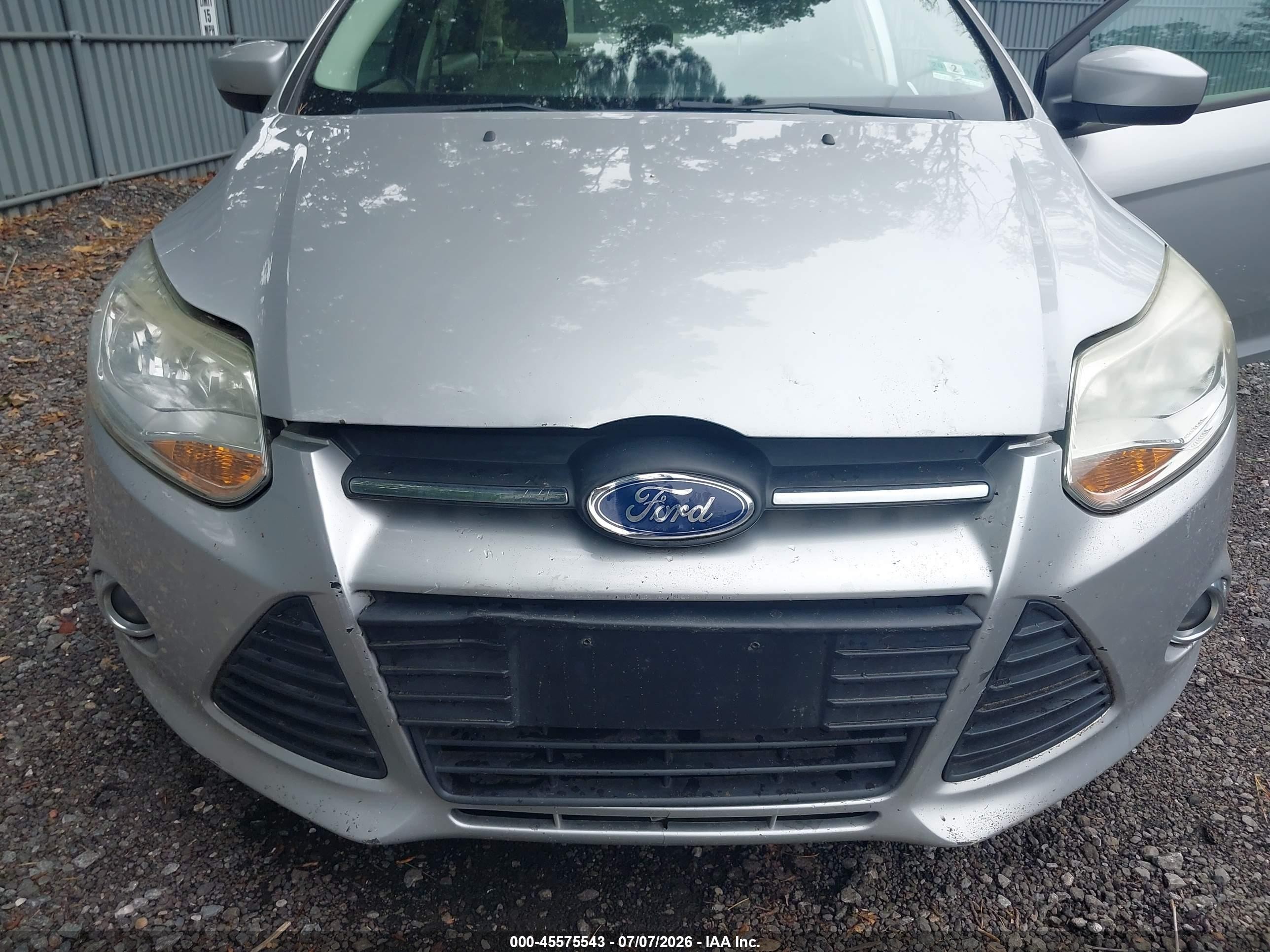 2012 Ford Focus Se Silver vin: 1FAHP3F2XCL292323