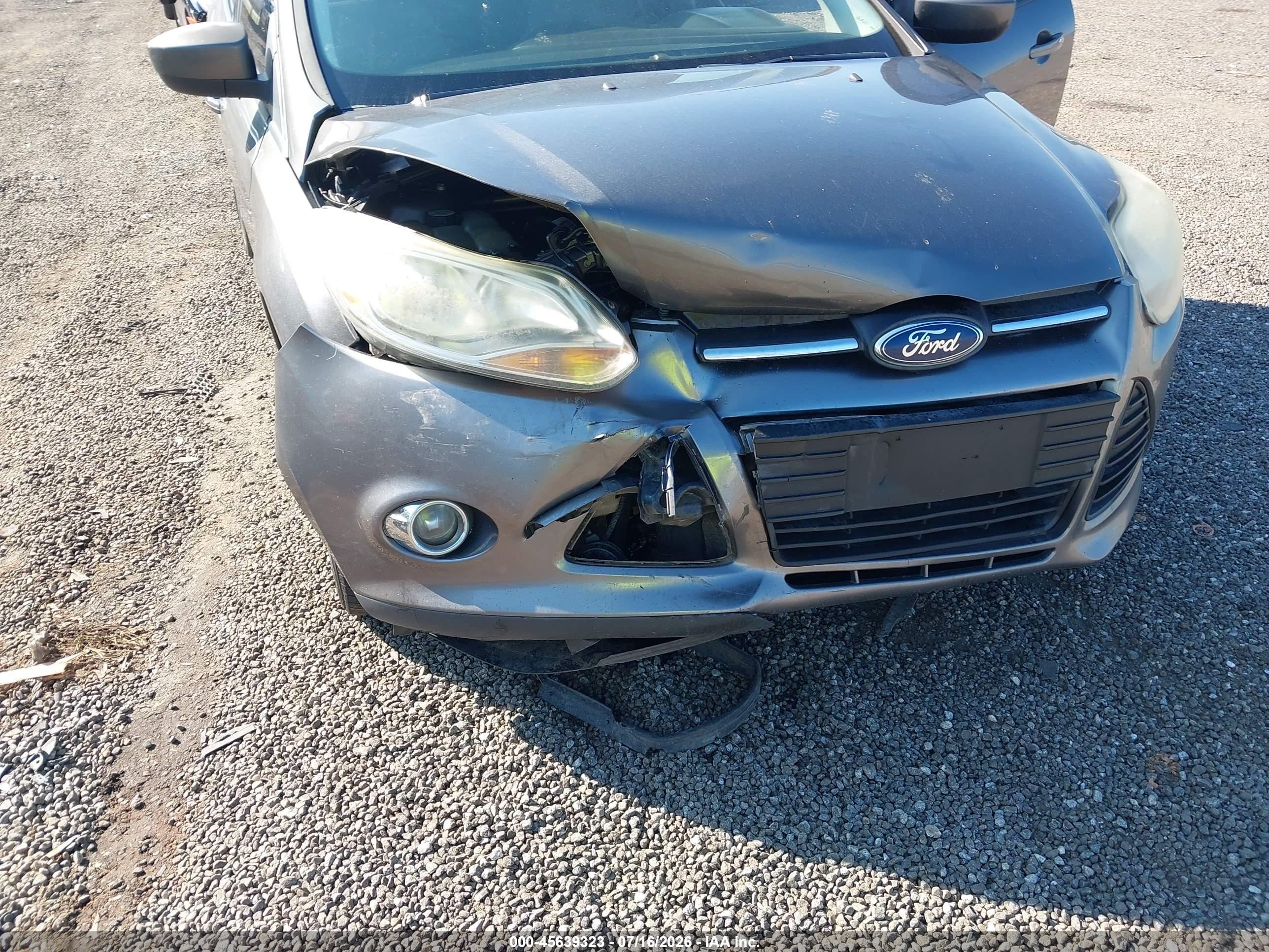 2012 Ford Focus Se Gray vin: 1FAHP3F2XCL327877